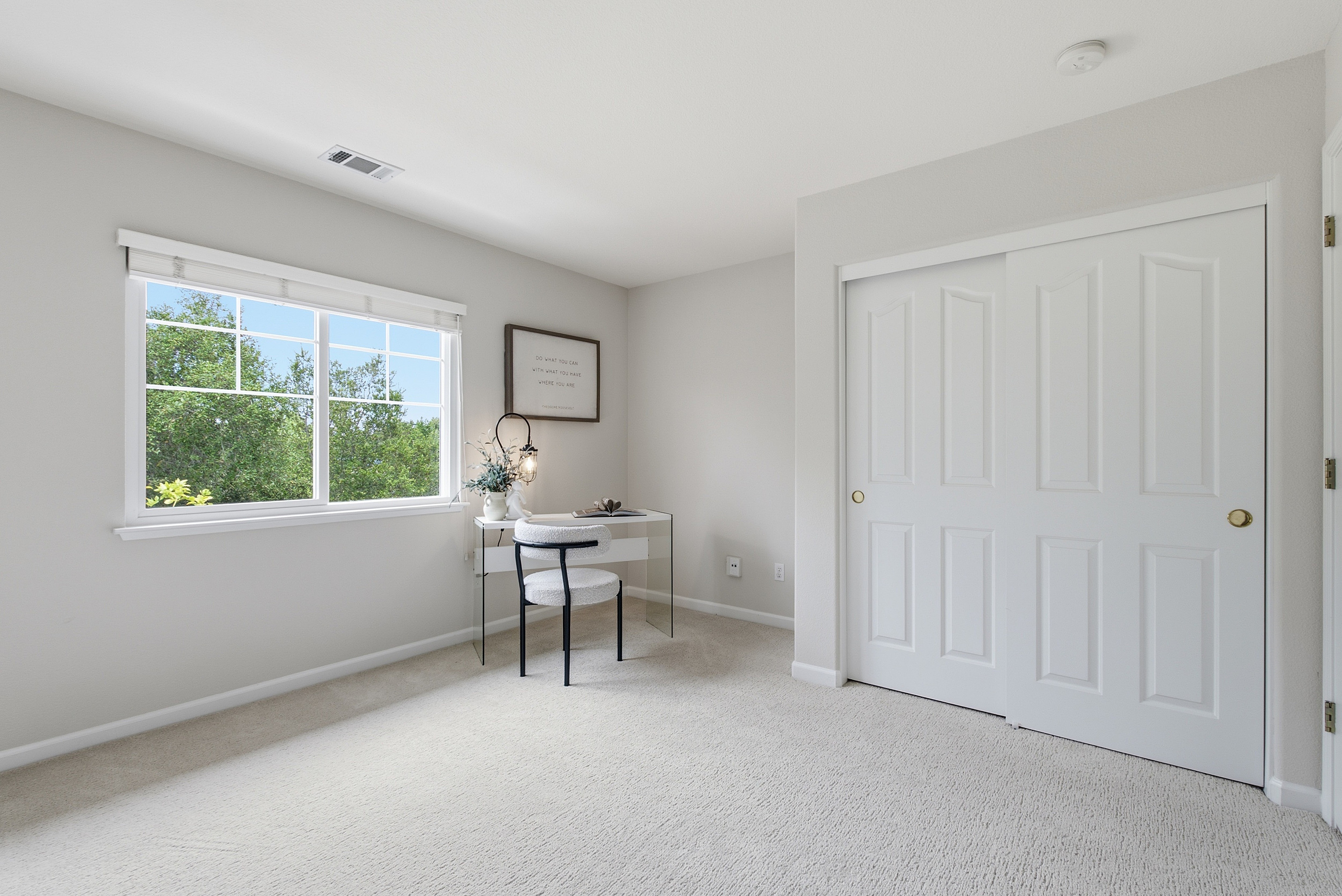  Beautifully Updated Henry Ranch Home with Scenic Views and Modern Comfort - 物件實景
