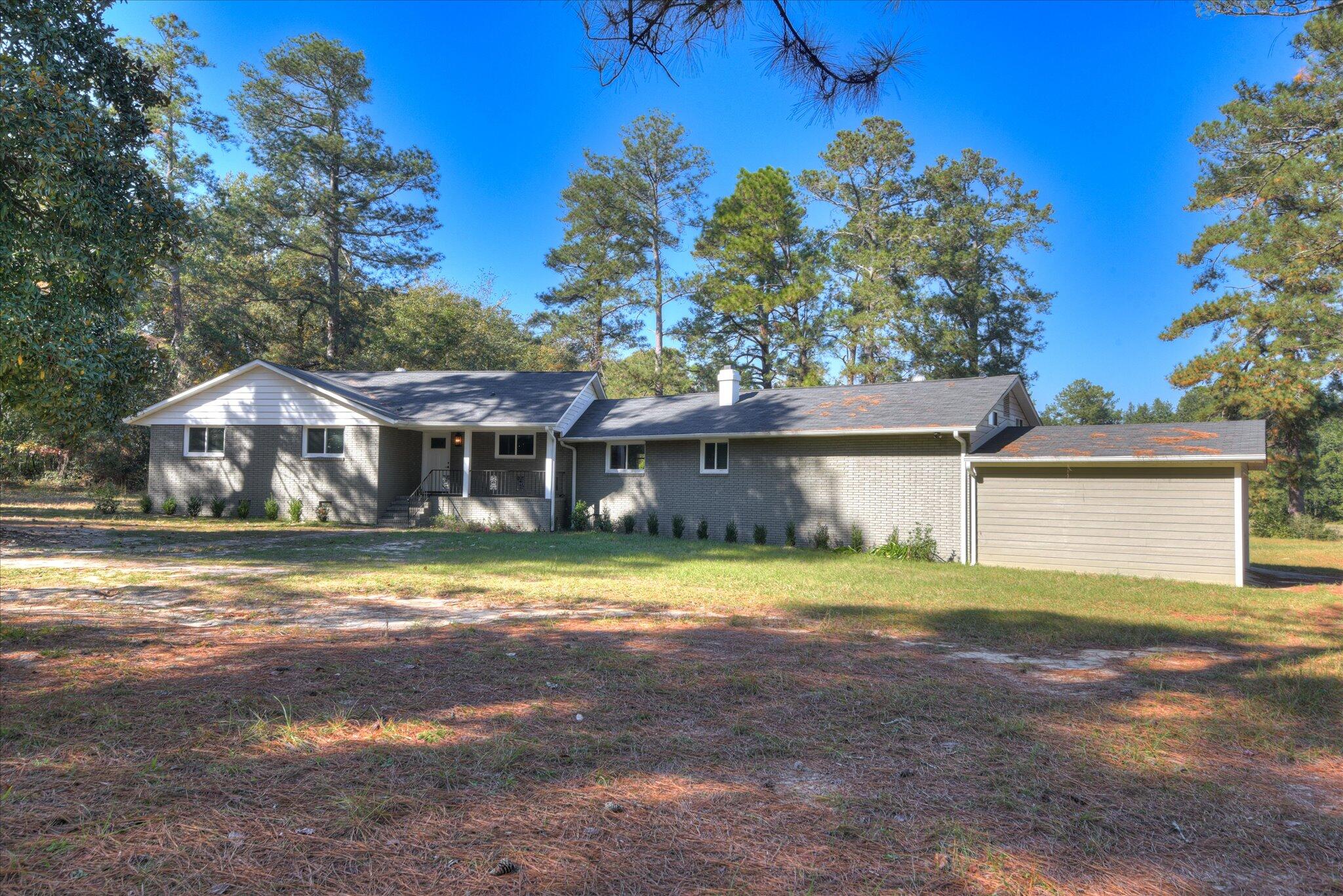 Aiken, South Carolina, 29801, United States, 4 Bedrooms Bedrooms, ,3 BathroomsBathrooms,Residential,For Sale,1992029