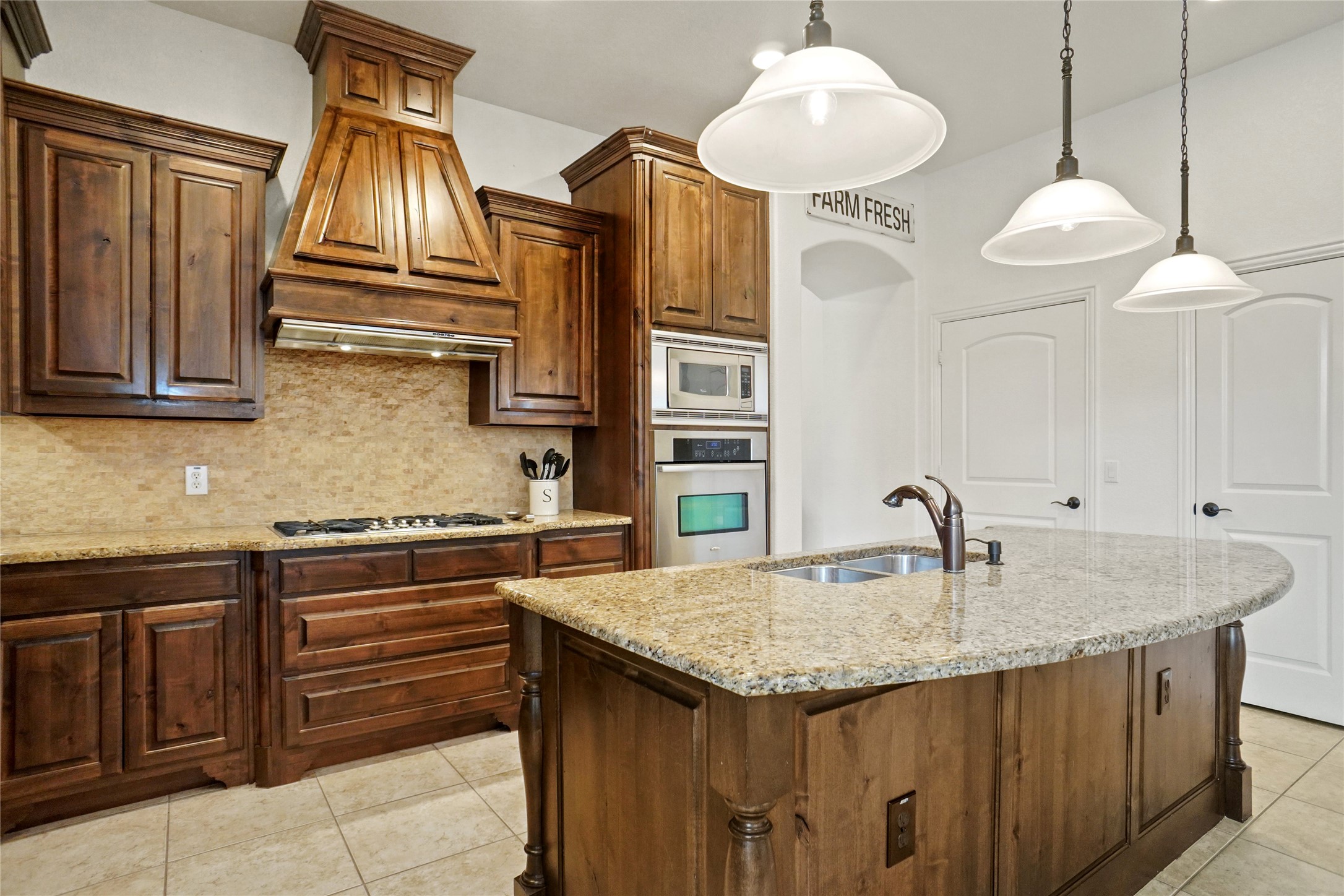 North Richland Hills, Texas, 76182, United States, 4 Bedrooms Bedrooms, ,3 BathroomsBathrooms,Residential,For Sale,1970443