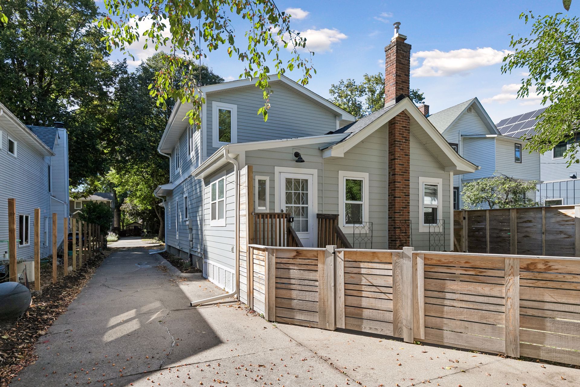  Classic Minneapolis Character in Linden Hills - 物件實景