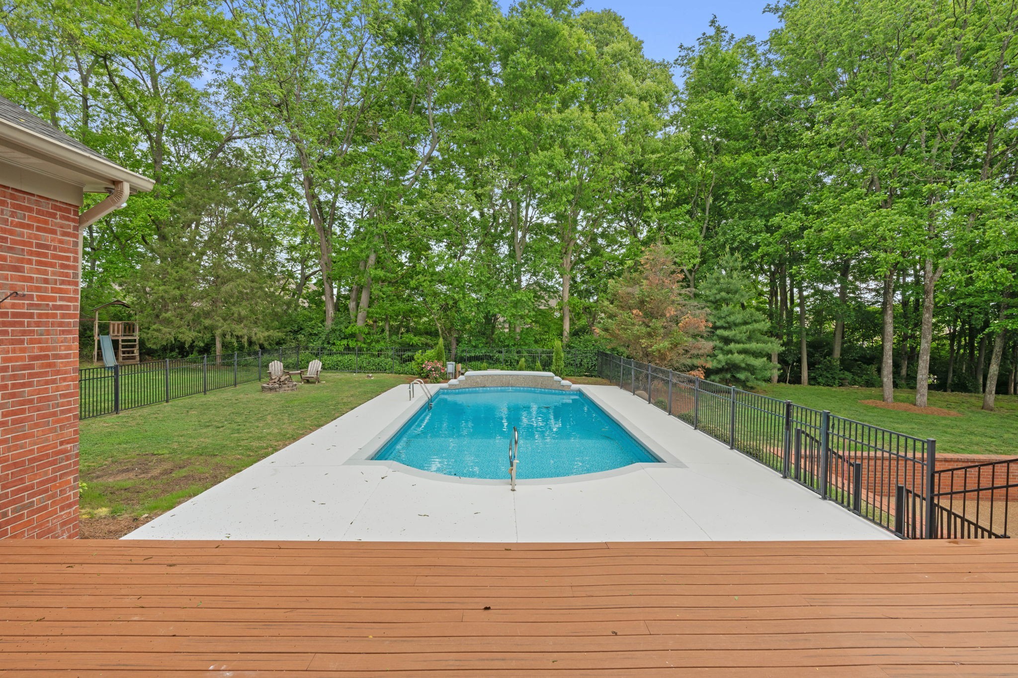 Brentwood, Tennessee, 37027, United States, 4 Bedrooms Bedrooms, ,6 BathroomsBathrooms,Residential,For Sale,1987820