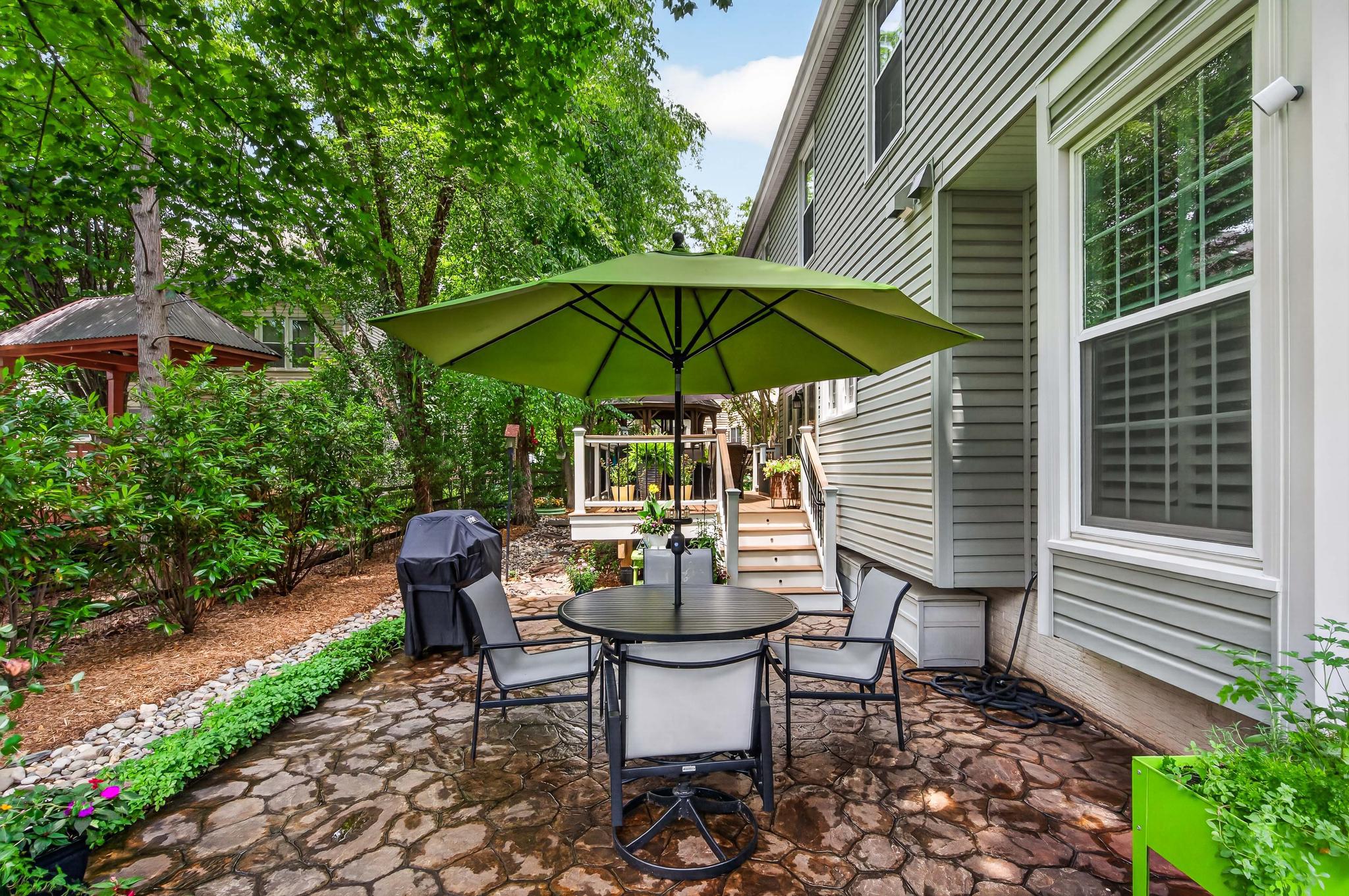  14349 Brookmere Drive, Centreville, VA, 20120 - 物件實景