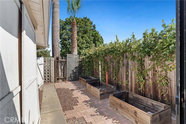 Fullerton, California, 92831, United States, 3 Bedrooms Bedrooms, ,2 BathroomsBathrooms,Residential,For Sale,1975217