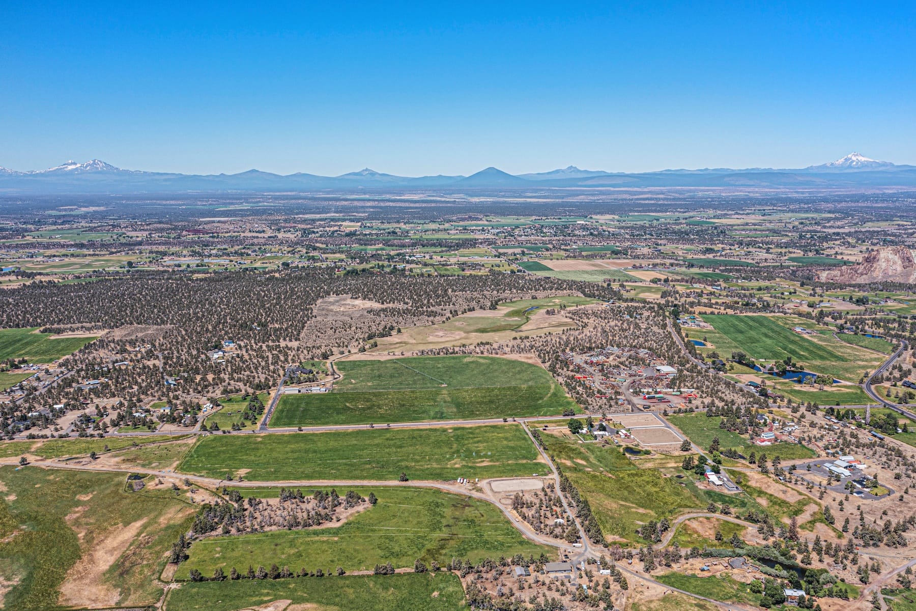  4220 NE Smith Rock Way Terrebonne, OR 97760 - 物件實景