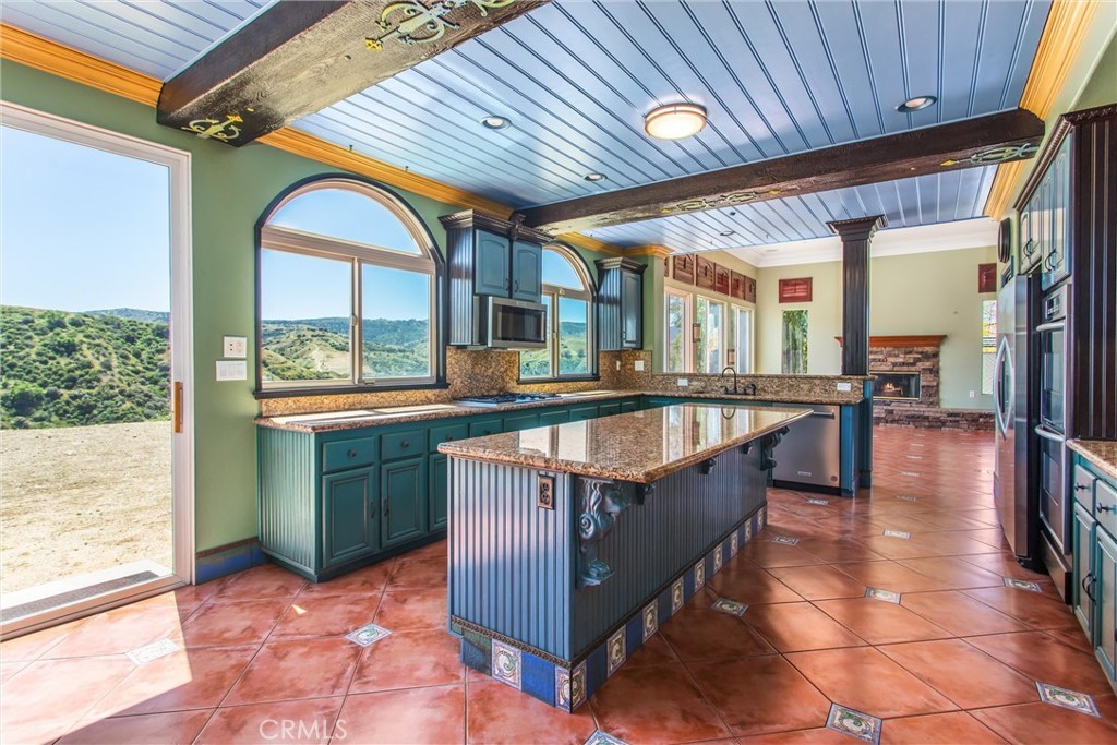 Redlands, California, 92373, United States, 4 Bedrooms Bedrooms, ,4 BathroomsBathrooms,Residential,For Sale,1979080