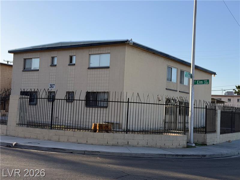 Las Vegas, Nevada, 89101, United States, 2 Bedrooms Bedrooms, ,Residential,For Sale,2040214