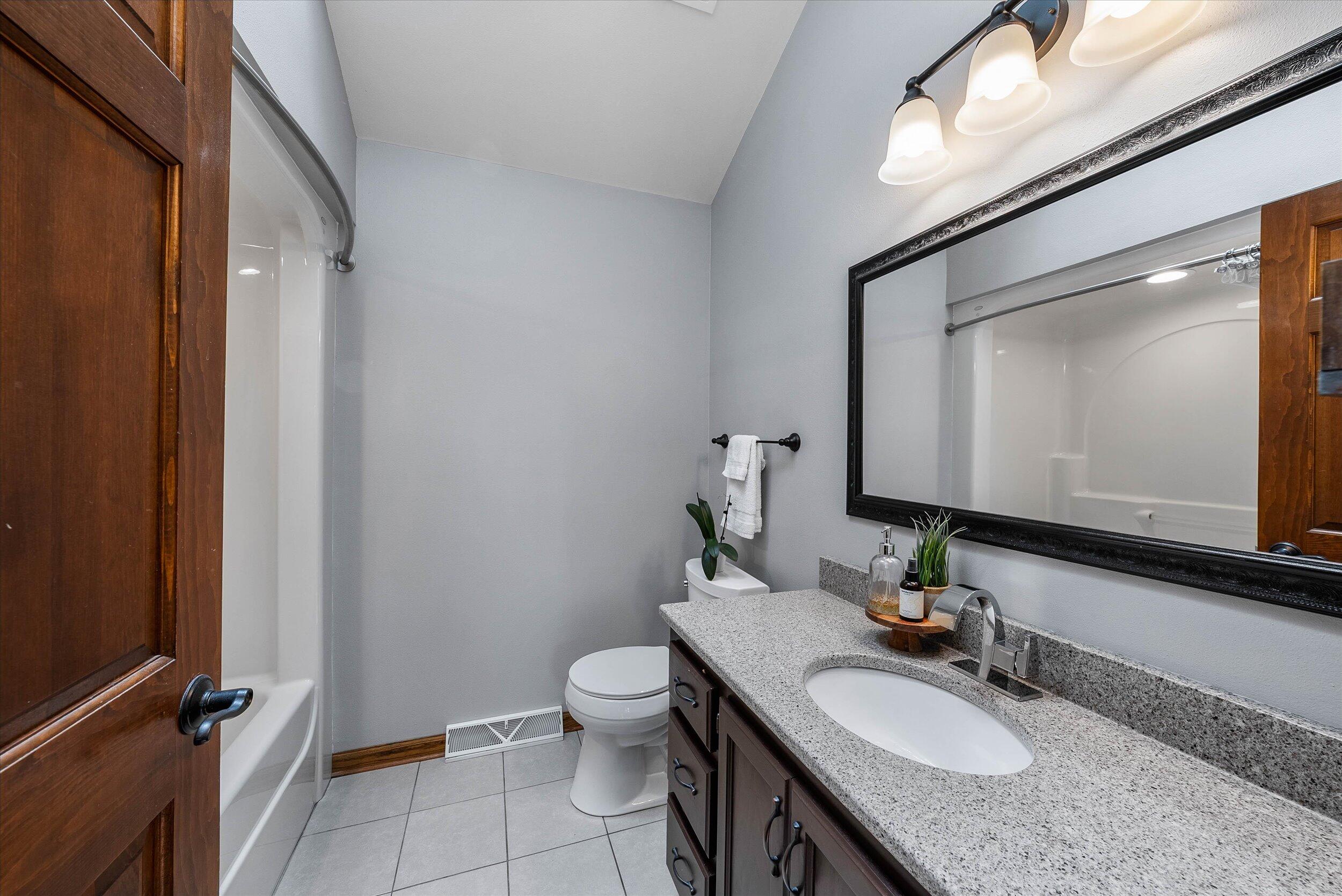 Germantown, Wisconsin, 53022, United States, 3 Bedrooms Bedrooms, ,3 BathroomsBathrooms,Residential,For Sale,1987563