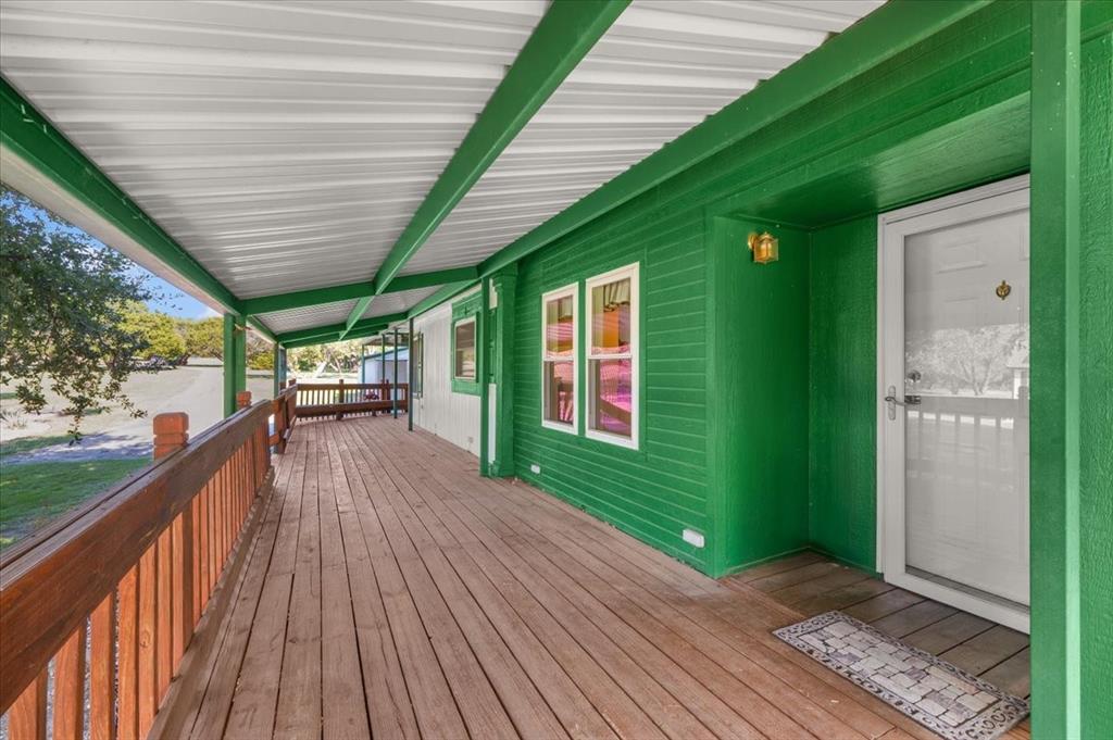 Weatherford, Texas, 76087, United States, 3 Bedrooms Bedrooms, ,2 BathroomsBathrooms,Residential,For Sale,2005705