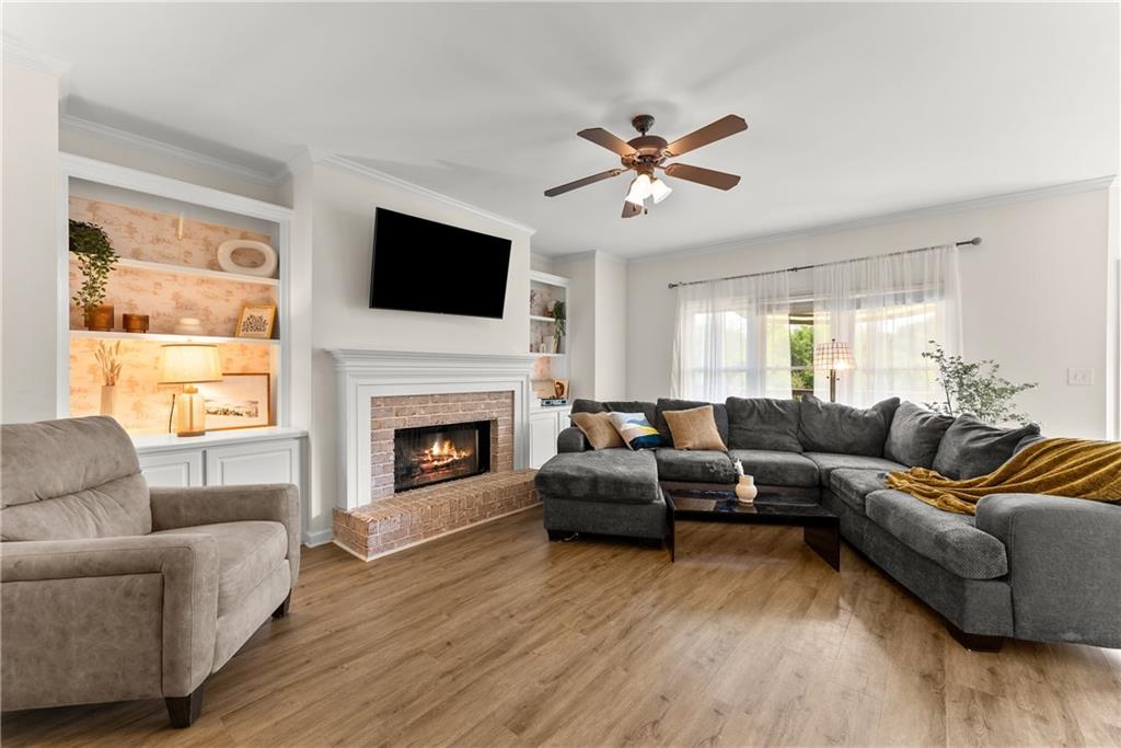 Gainesville, Georgia, 30506, United States, 4 Bedrooms Bedrooms, ,3 BathroomsBathrooms,Residential,For Sale,1977556