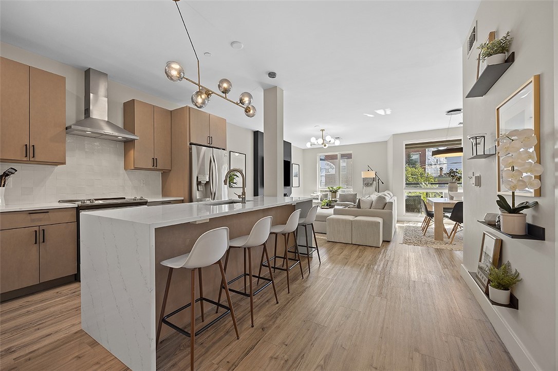 Lawrenceville, Pennsylvania, 15201, United States, 2 Bedrooms Bedrooms, ,2 BathroomsBathrooms,Residential,For Sale,1960750