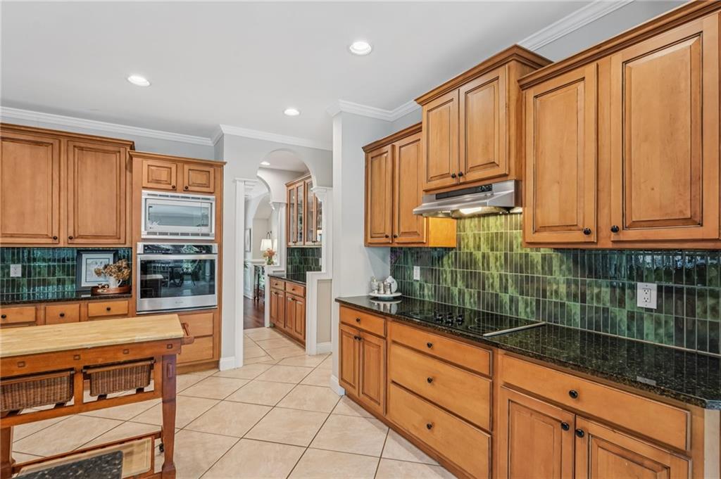Cartersville, Georgia, 30121, United States, 5 Bedrooms Bedrooms, ,6 BathroomsBathrooms,Residential,For Sale,1902967