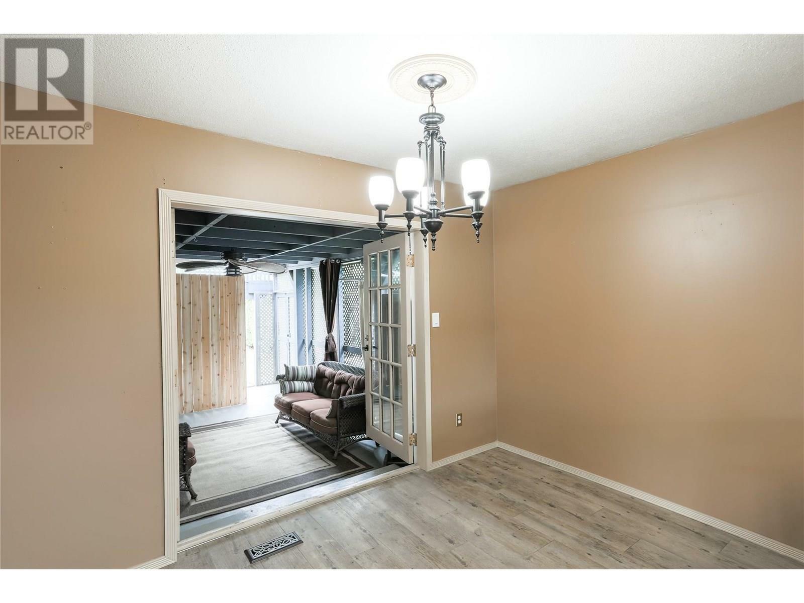 KELOWNA, British Columbia, V1Y 7C9, CA, 2 Bedrooms Bedrooms, ,2 BathroomsBathrooms,Residential,For Sale,1874536