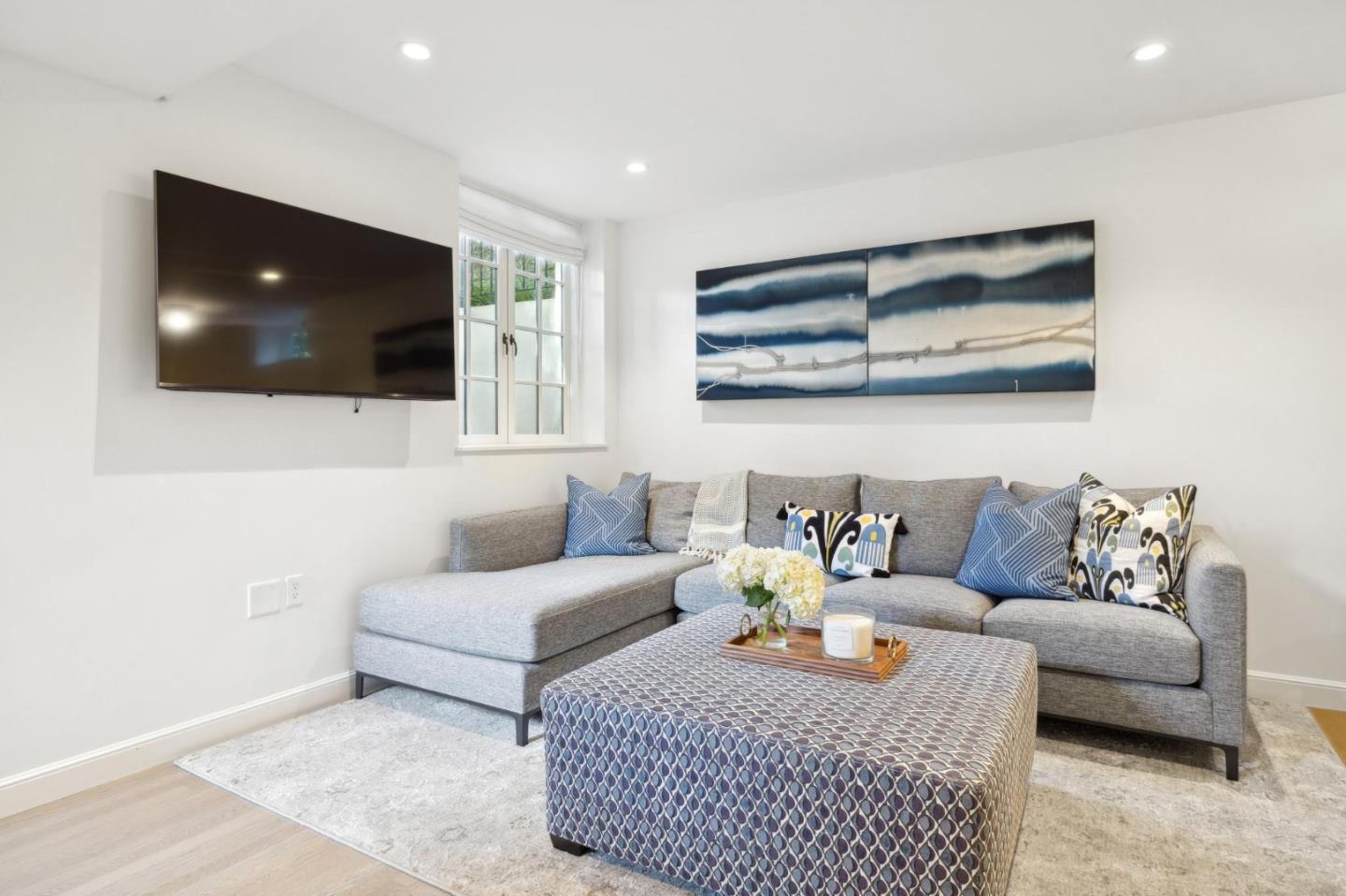 Menlo Park, California, 94025, United States, 4 Bedrooms Bedrooms, ,3 BathroomsBathrooms,Residential,For Sale,1901021
