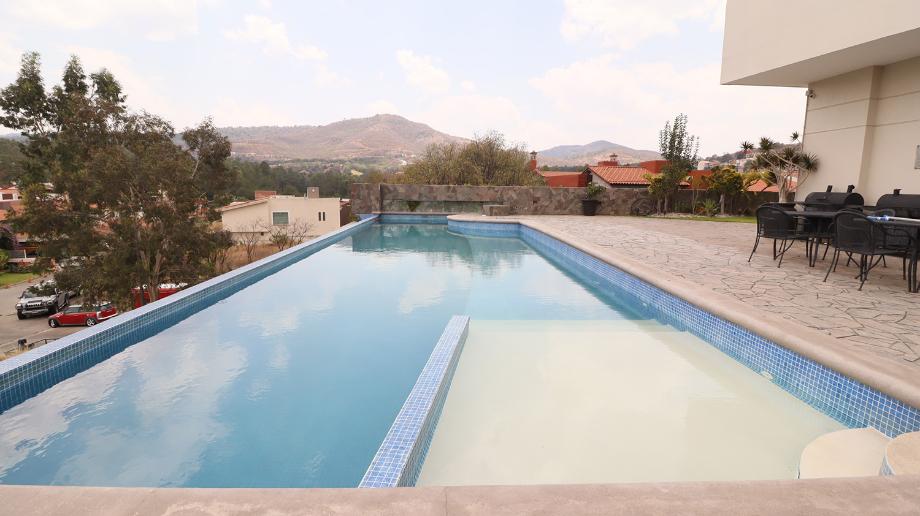 Morelia, Michoacán de Ocampo, 58350, Mexico, 3 Bedrooms Bedrooms, ,3 BathroomsBathrooms,Residential,For Sale,1804185