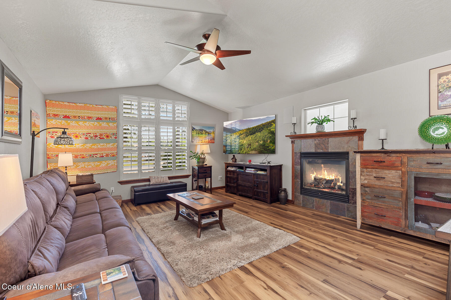 Coeur d'Alene, Idaho, 83814, United States, 3 Bedrooms Bedrooms, ,2 BathroomsBathrooms,Residential,For Sale,1895334