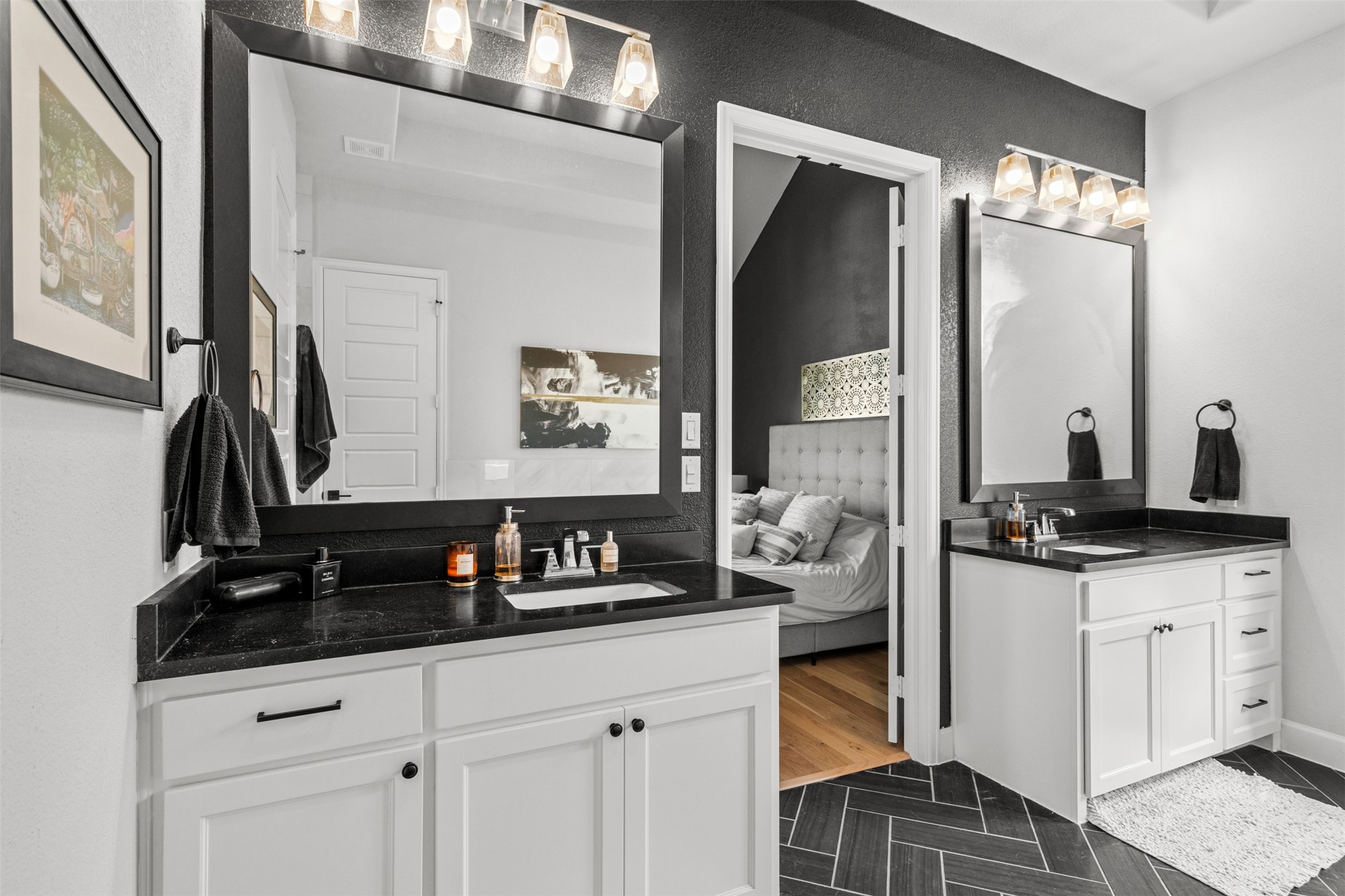 The Colony, Texas, 75056, United States, 4 Bedrooms Bedrooms, ,3 BathroomsBathrooms,Residential,For Sale,1987527