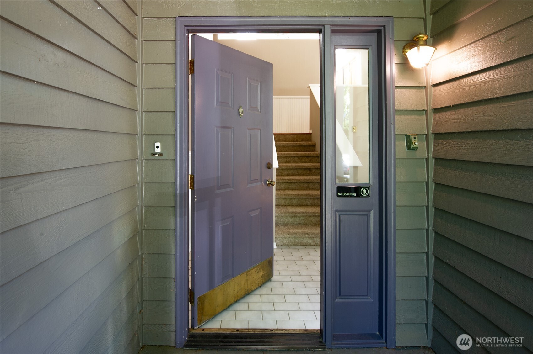 Everett, Washington, 98208, United States, 4 Bedrooms Bedrooms, ,3 BathroomsBathrooms,Residential,For Sale,1920302