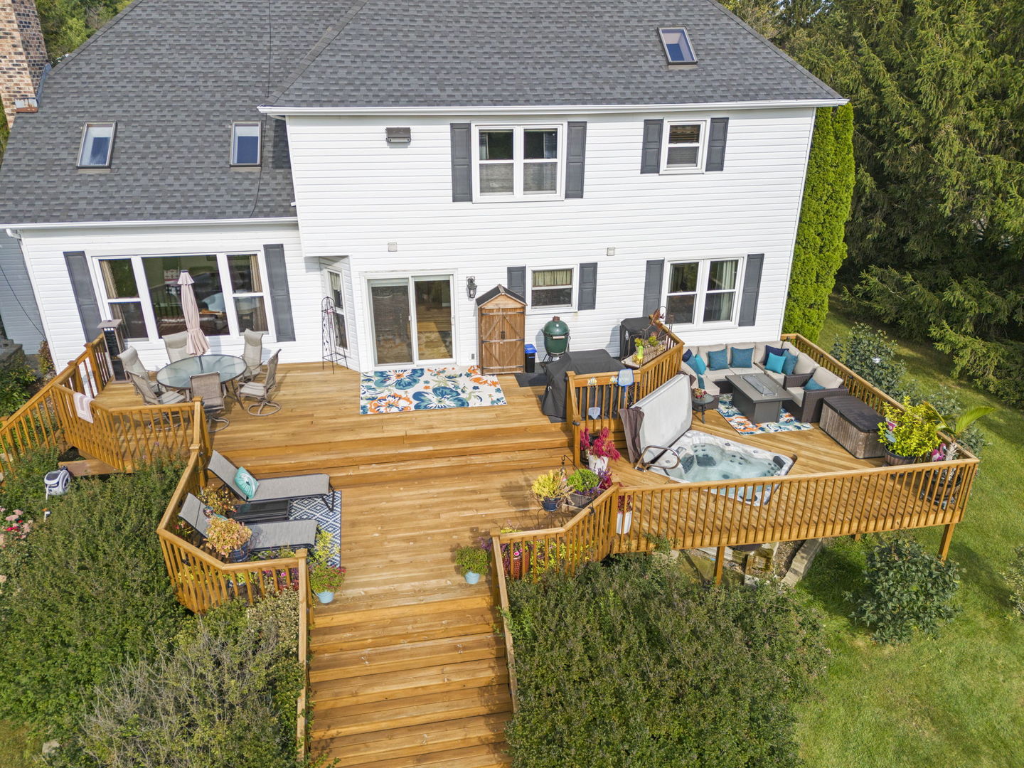 Oswego, Illinois, 60543, United States, 4 Bedrooms Bedrooms, ,3 BathroomsBathrooms,Residential,For Sale,1949228