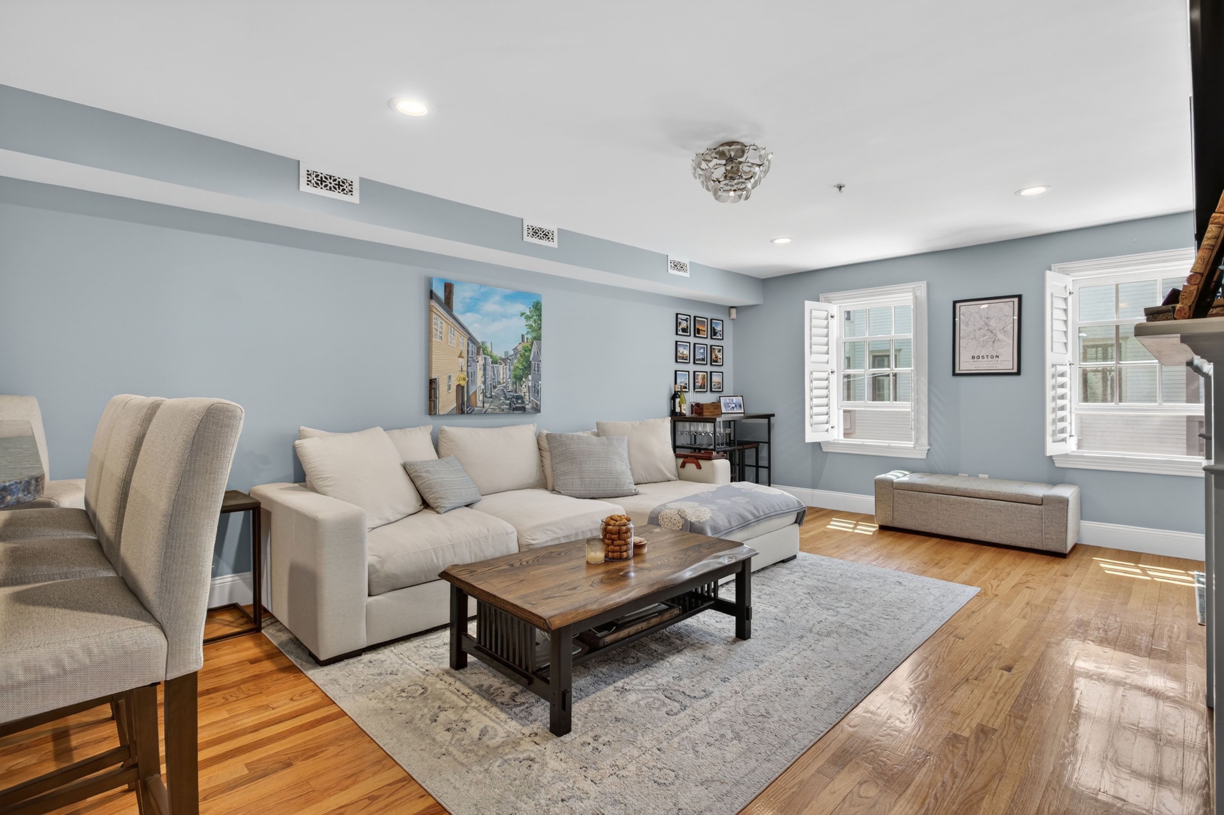  57 Bartlett Street, Boston, MA, 02129 - 物件實景