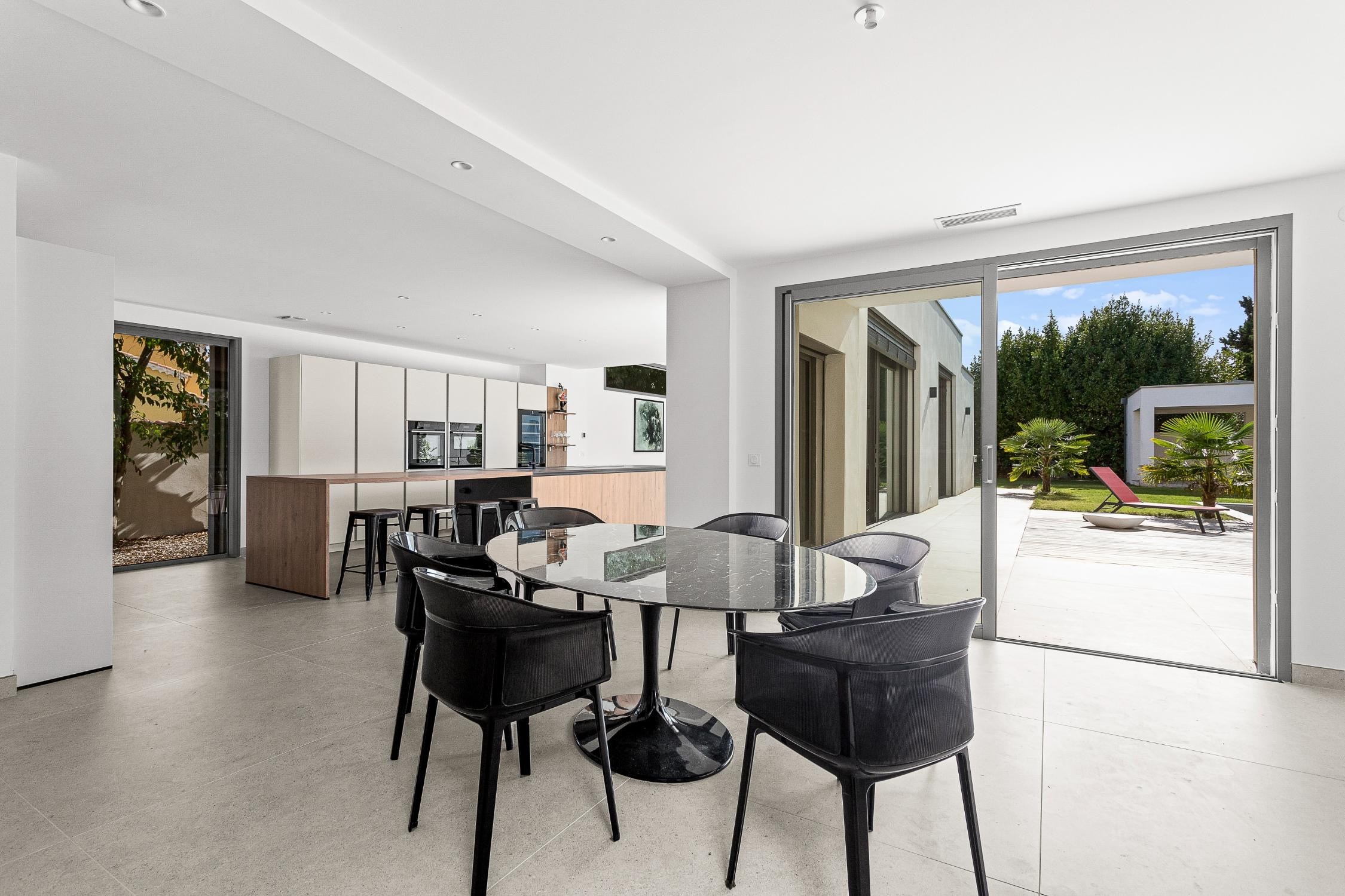  Exceptional Contemporary Villa with Swimming Pool – Pérols - 物件實景