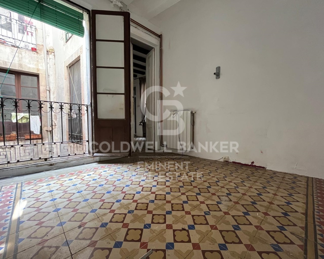 Barcelona, Catalonia, ES, 4 Bedrooms Bedrooms, ,2 BathroomsBathrooms,Residential,For Sale,1828106