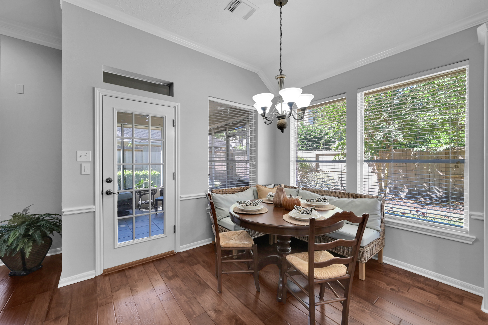 The Woodlands, Texas, 77381, United States, 3 Bedrooms Bedrooms, ,3 BathroomsBathrooms,Residential,For Sale,1987083