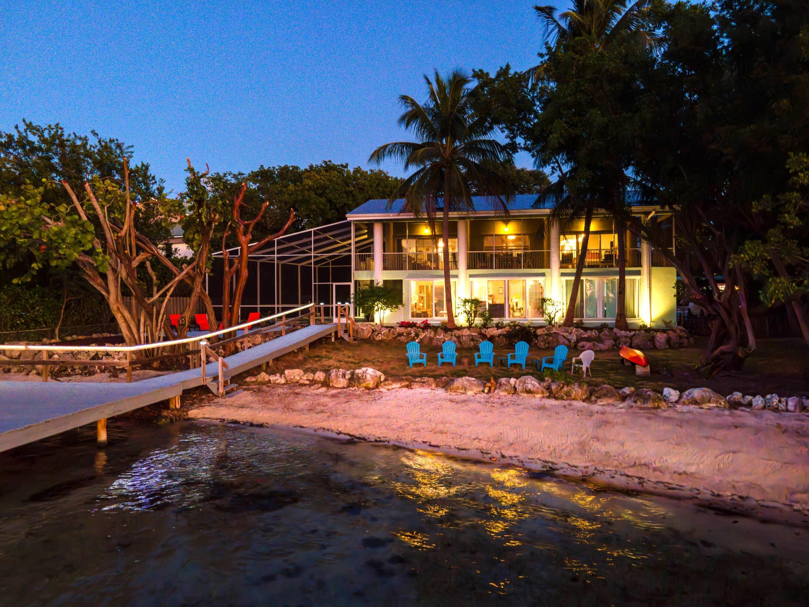 ISLAMORADA, Florida, 33036, United States, 5 Bedrooms Bedrooms, ,3 BathroomsBathrooms,Residential,For Sale,1828354