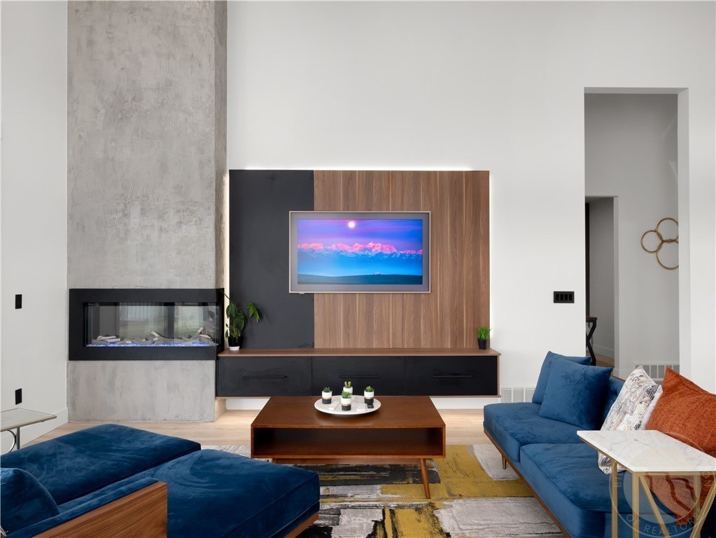 Billings, Montana, 59106, United States, 4 Bedrooms Bedrooms, ,3 BathroomsBathrooms,Residential,For Sale,1982889