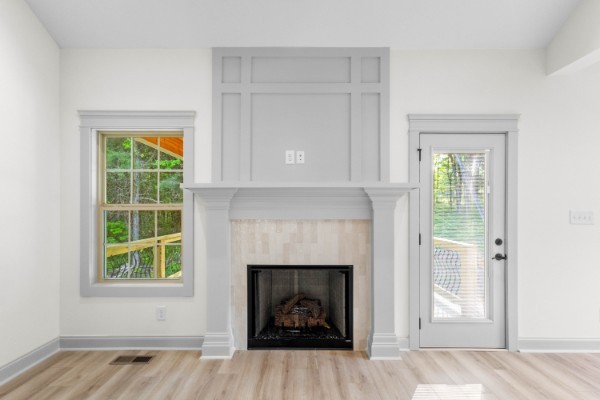 Cumberland Furnace, Tennessee, 37051, United States, 4 Bedrooms Bedrooms, ,3 BathroomsBathrooms,Residential,For Sale,2006360