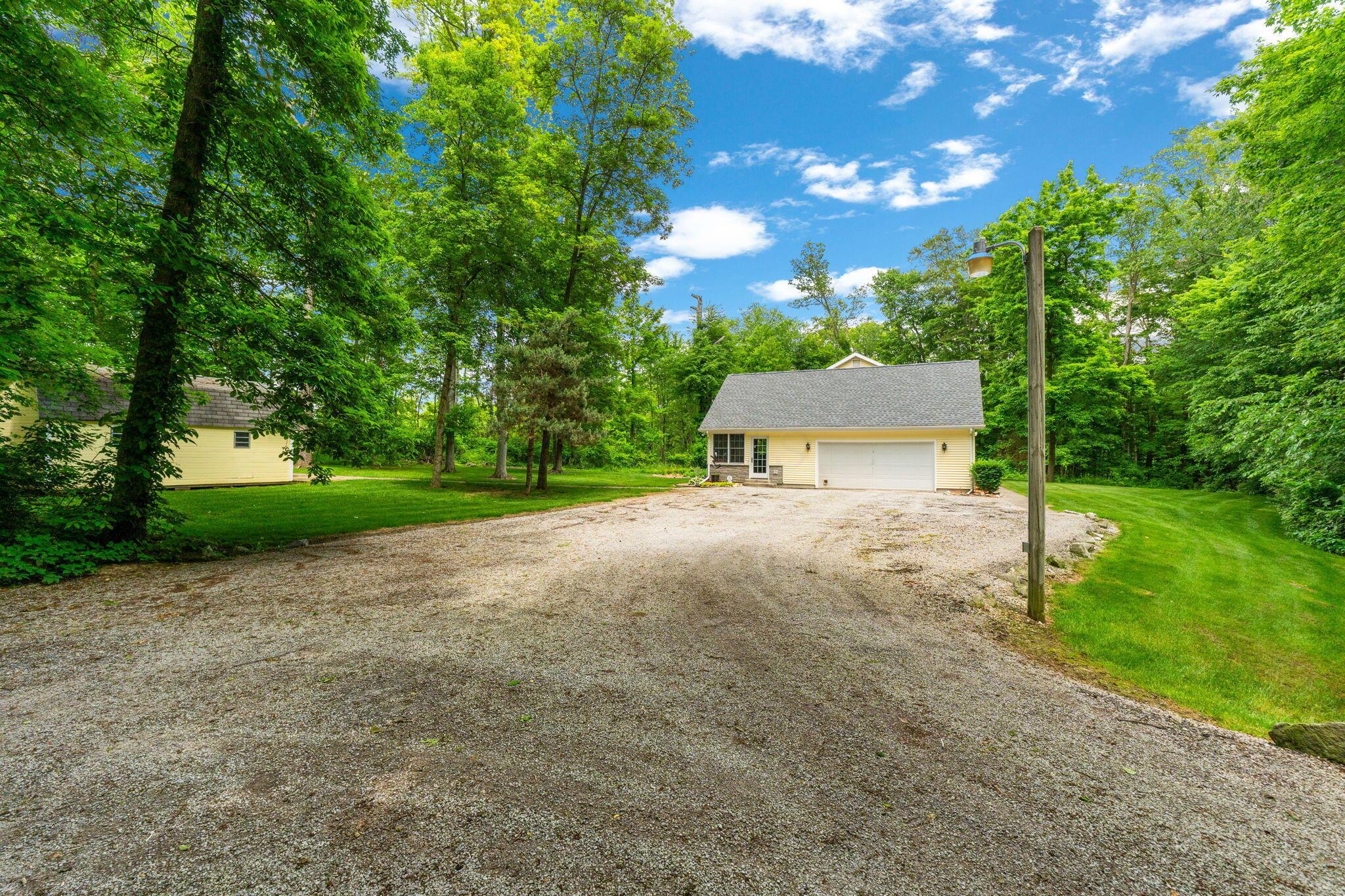 Marion, Ohio, 43302, United States, 5 Bedrooms Bedrooms, ,4 BathroomsBathrooms,Residential,For Sale,1995862