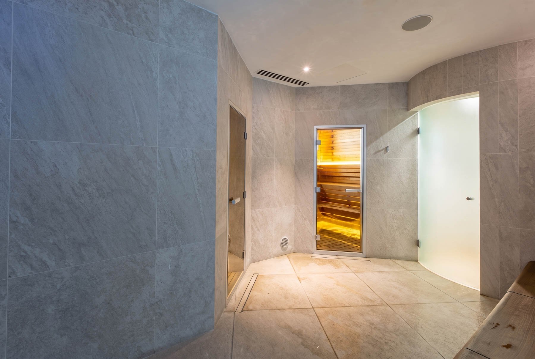  Four-Bedroom Seafront Penthouse in an Iconic Limassol Residence - 物件實景