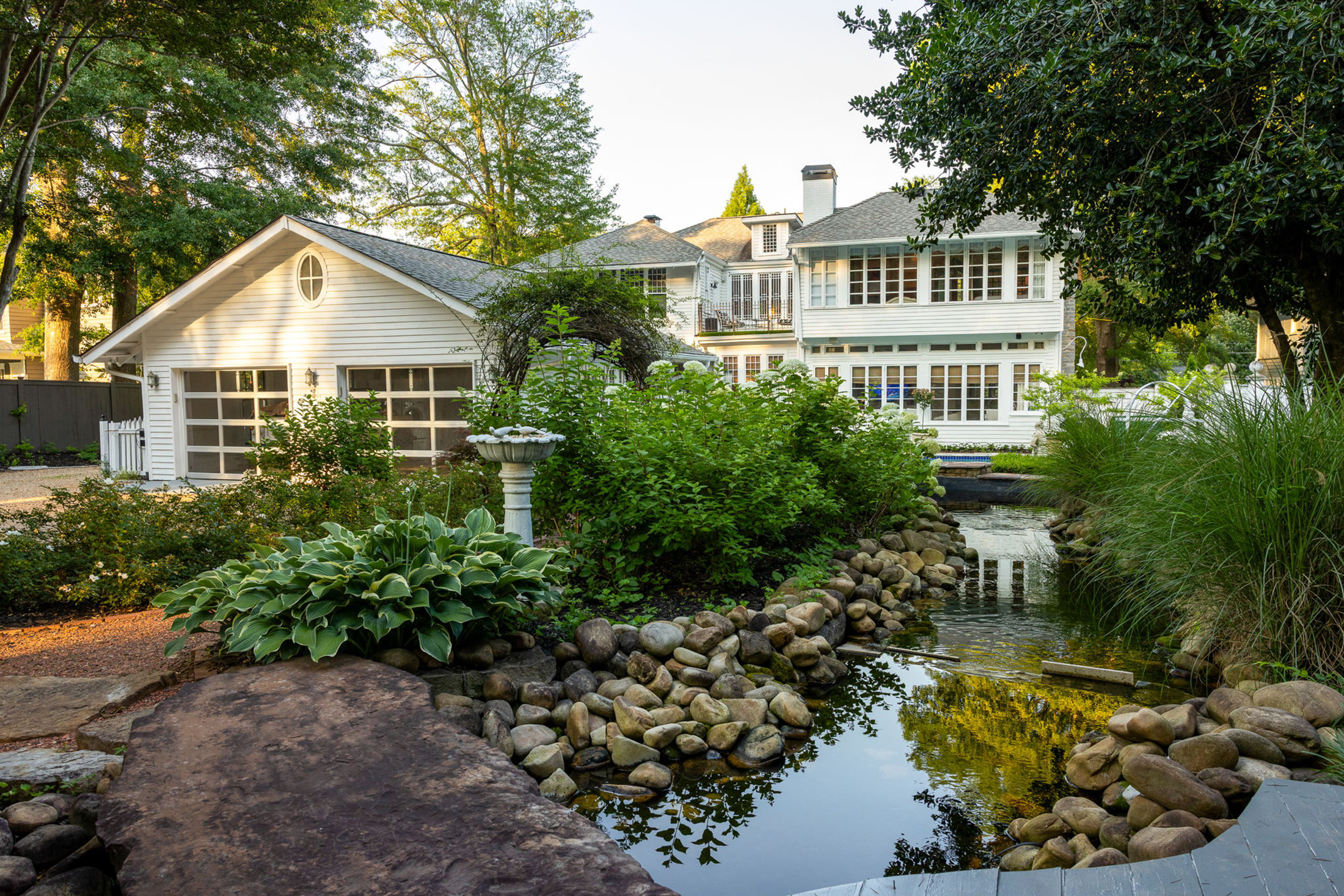  A Curated Historic Estate of Extraordinary Detail and Design - 物件實景