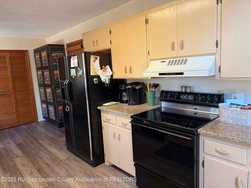 Alto, New Mexico, 88312, United States, 3 Bedrooms Bedrooms, ,4 BathroomsBathrooms,Residential,For Sale,1975387