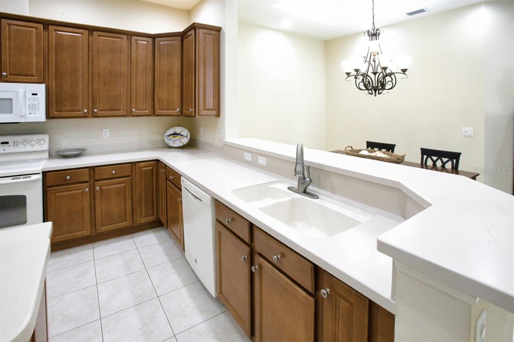 Bradenton, Florida, 34209, United States, 3 Bedrooms Bedrooms, ,2 BathroomsBathrooms,Residential,For Sale,1960540