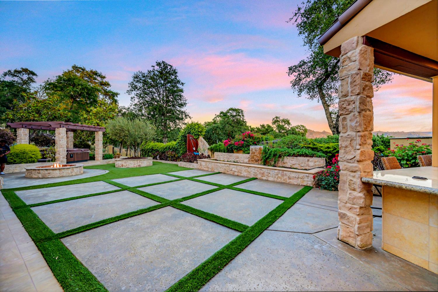 Loomis, California, 95650, United States, 6 Bedrooms Bedrooms, ,6 BathroomsBathrooms,Residential,For Sale,1908935