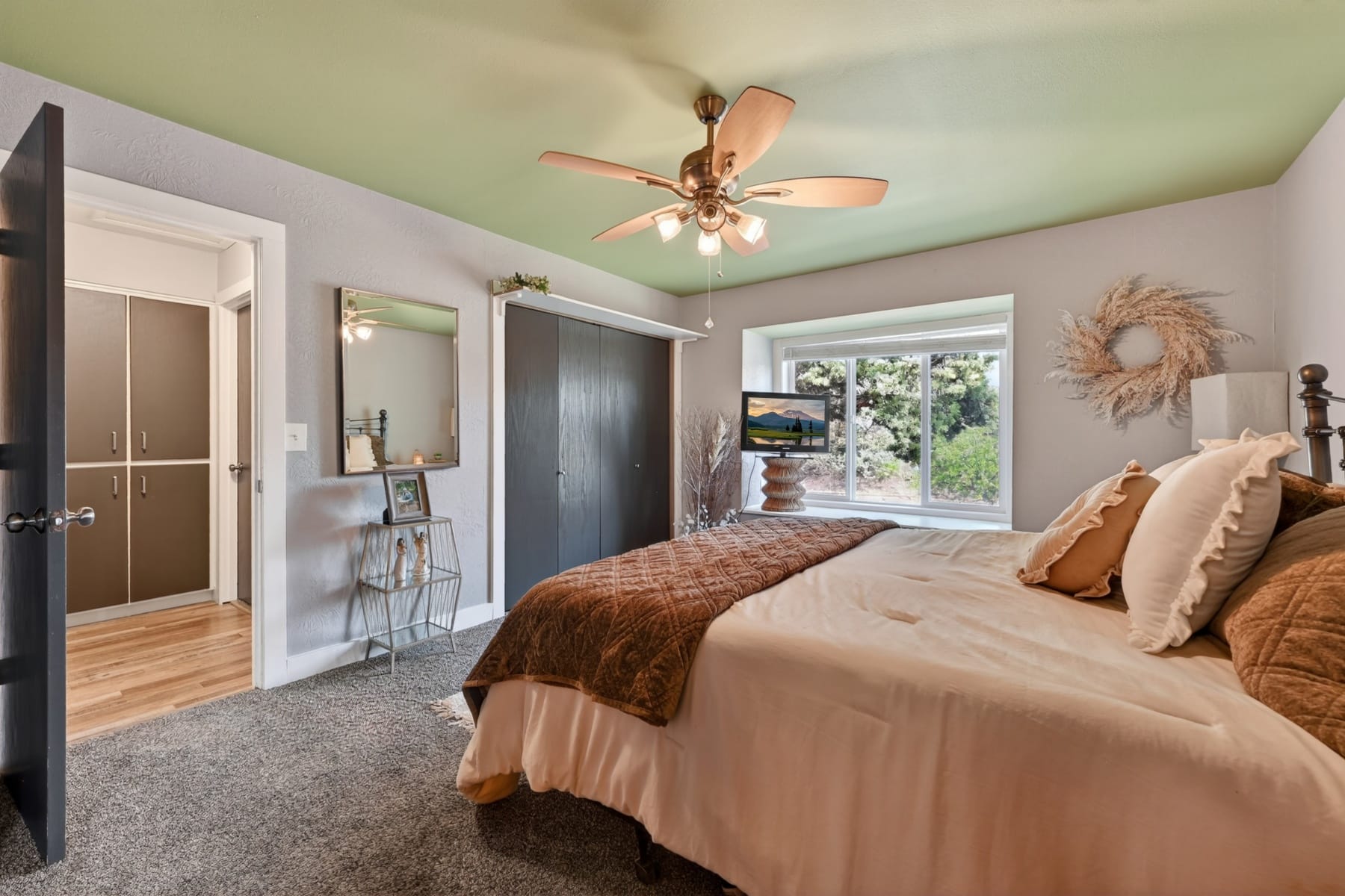  64911 Glacier View Drive Bend, OR 97703 - 物件實景
