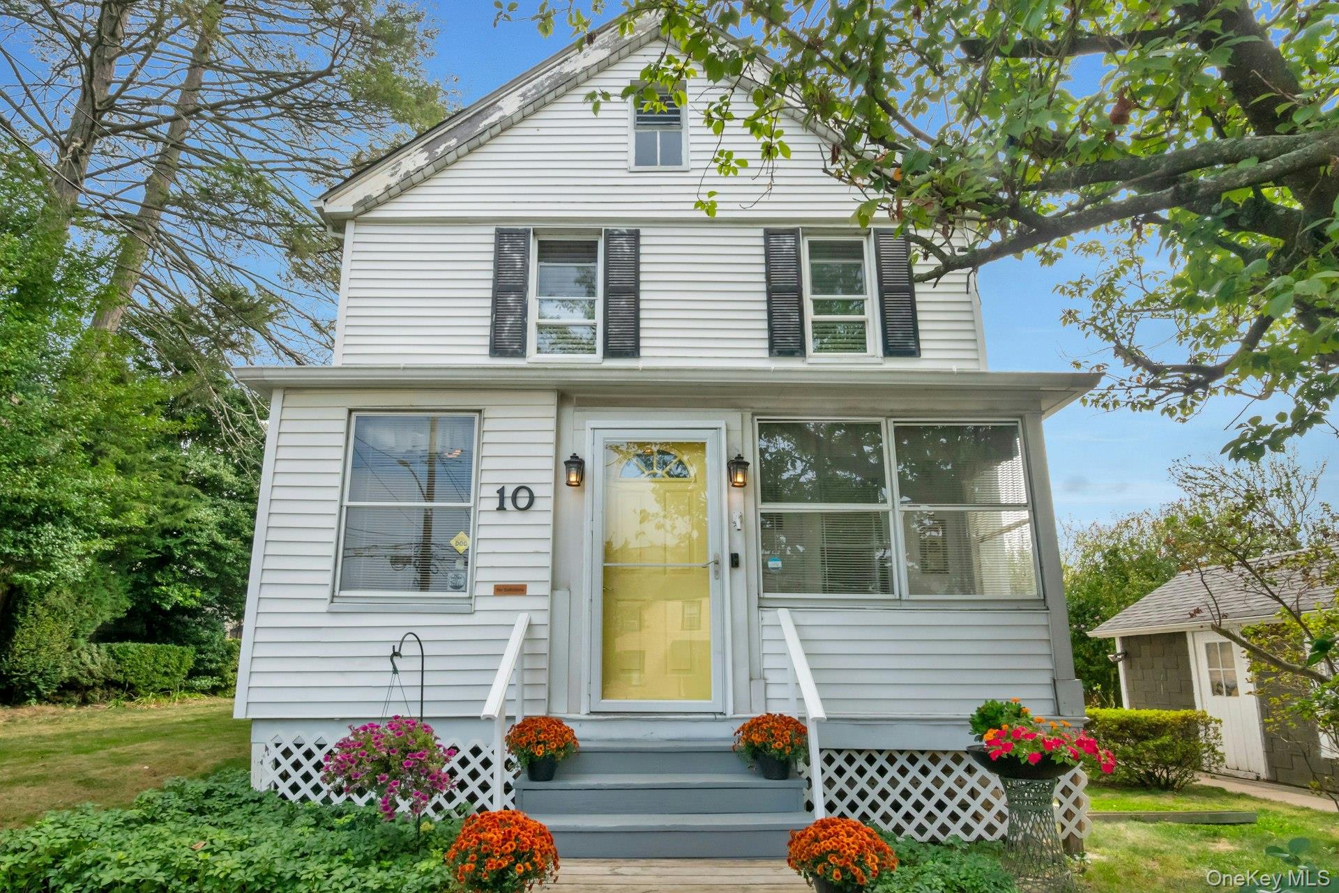 Elmsford, New York, 10523, United States, 3 Bedrooms Bedrooms, ,2 BathroomsBathrooms,Residential,For Sale,1956820