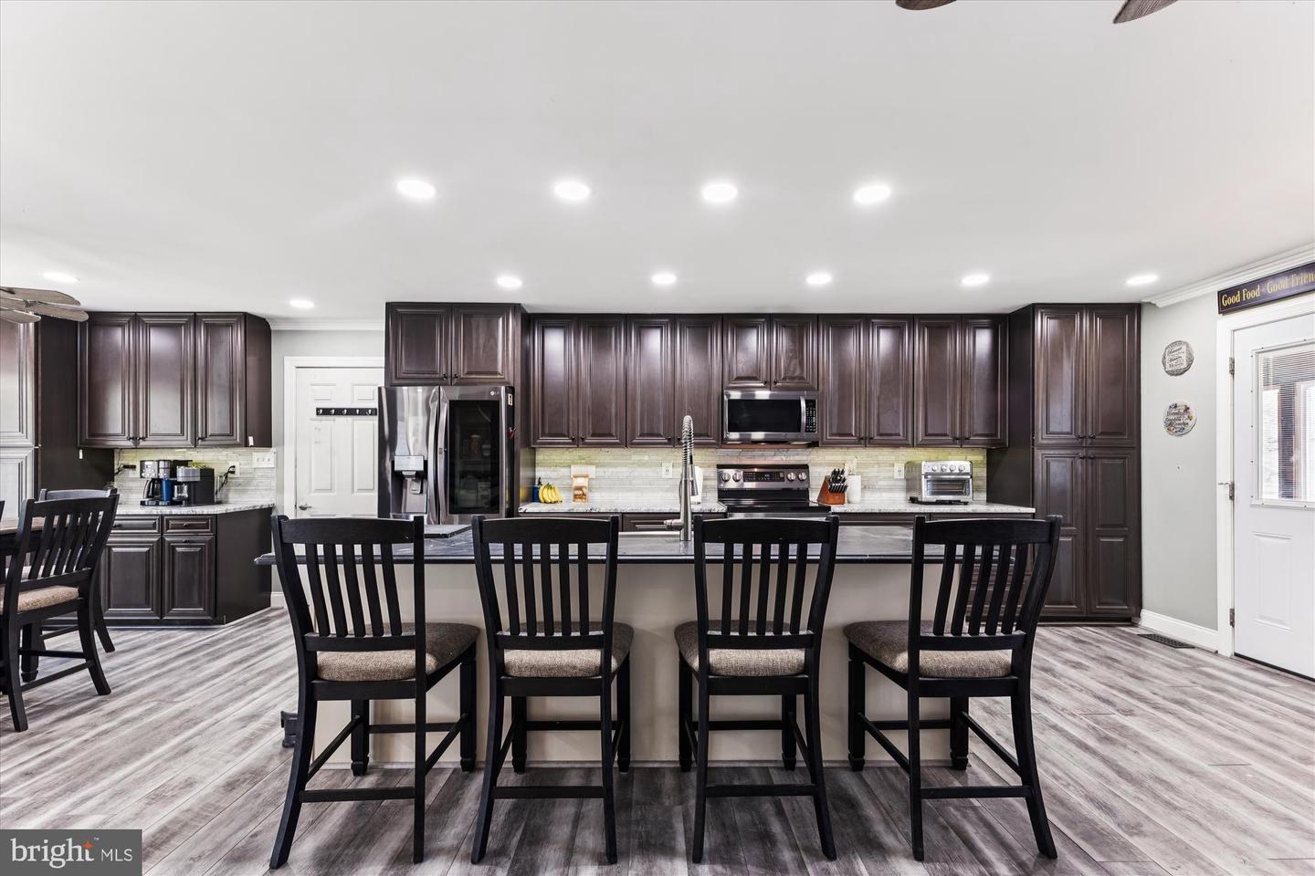 Stevensville, Maryland, 21666, United States, 5 Bedrooms Bedrooms, ,3 BathroomsBathrooms,Residential,For Sale,2003489