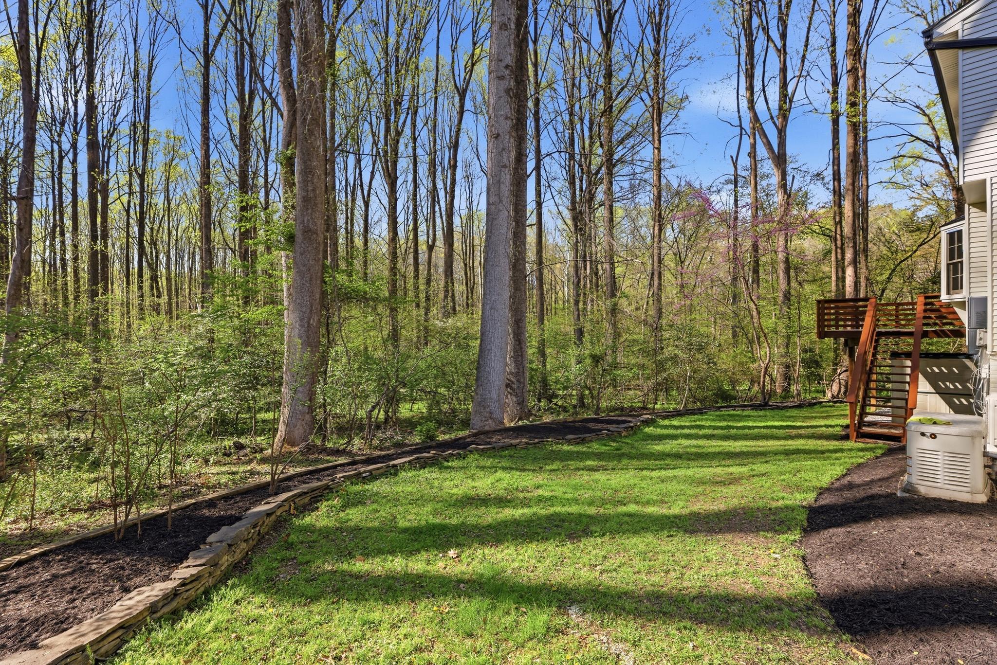  12136 Westwood Hills Drive, Herndon, VA, 20171 - 物件實景