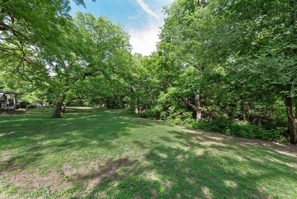Maypearl, Texas, 76064, United States, 5 Bedrooms Bedrooms, ,3 BathroomsBathrooms,Residential,For Sale,1979588