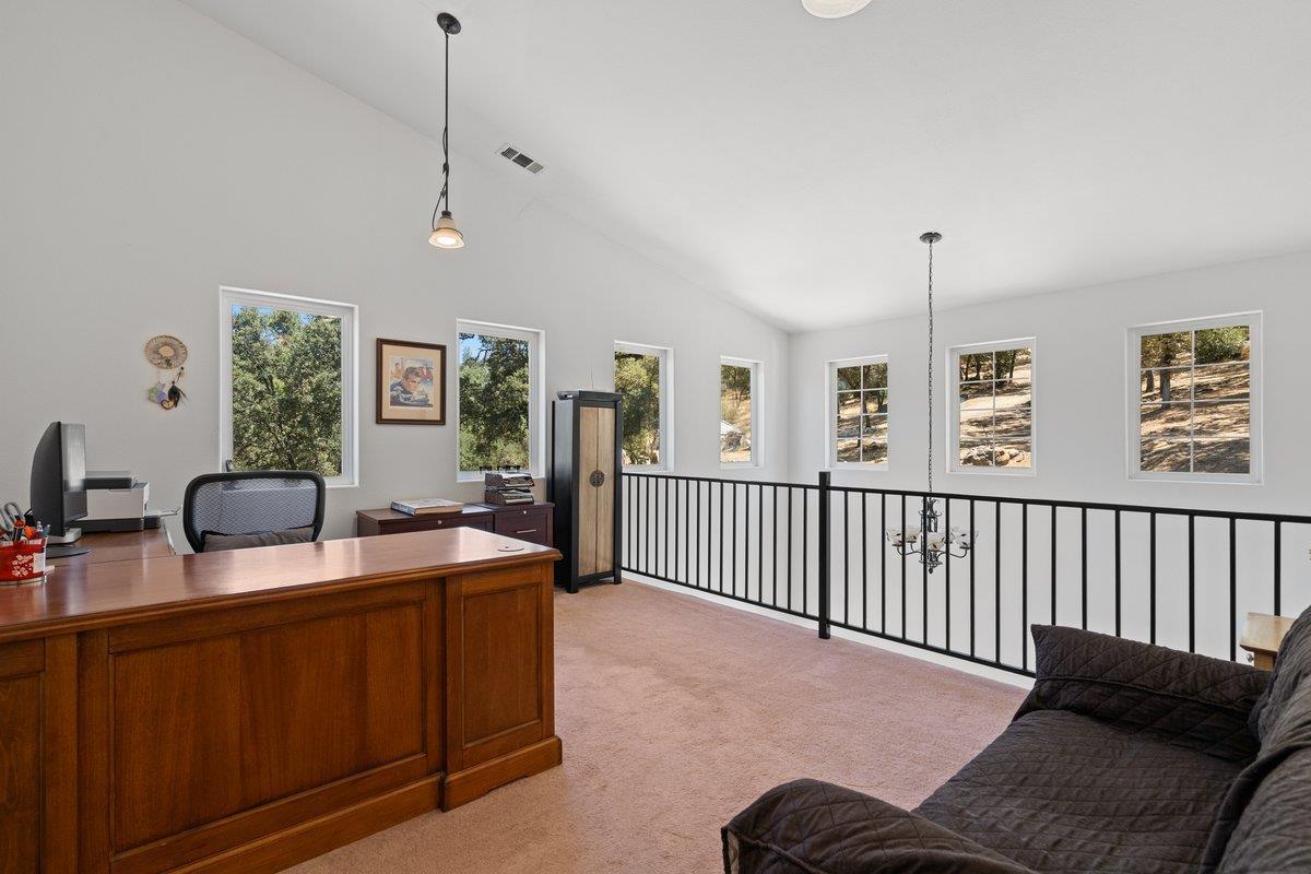 Grass Valley, California, 95949, United States, 4 Bedrooms Bedrooms, ,3 BathroomsBathrooms,Residential,For Sale,1924351