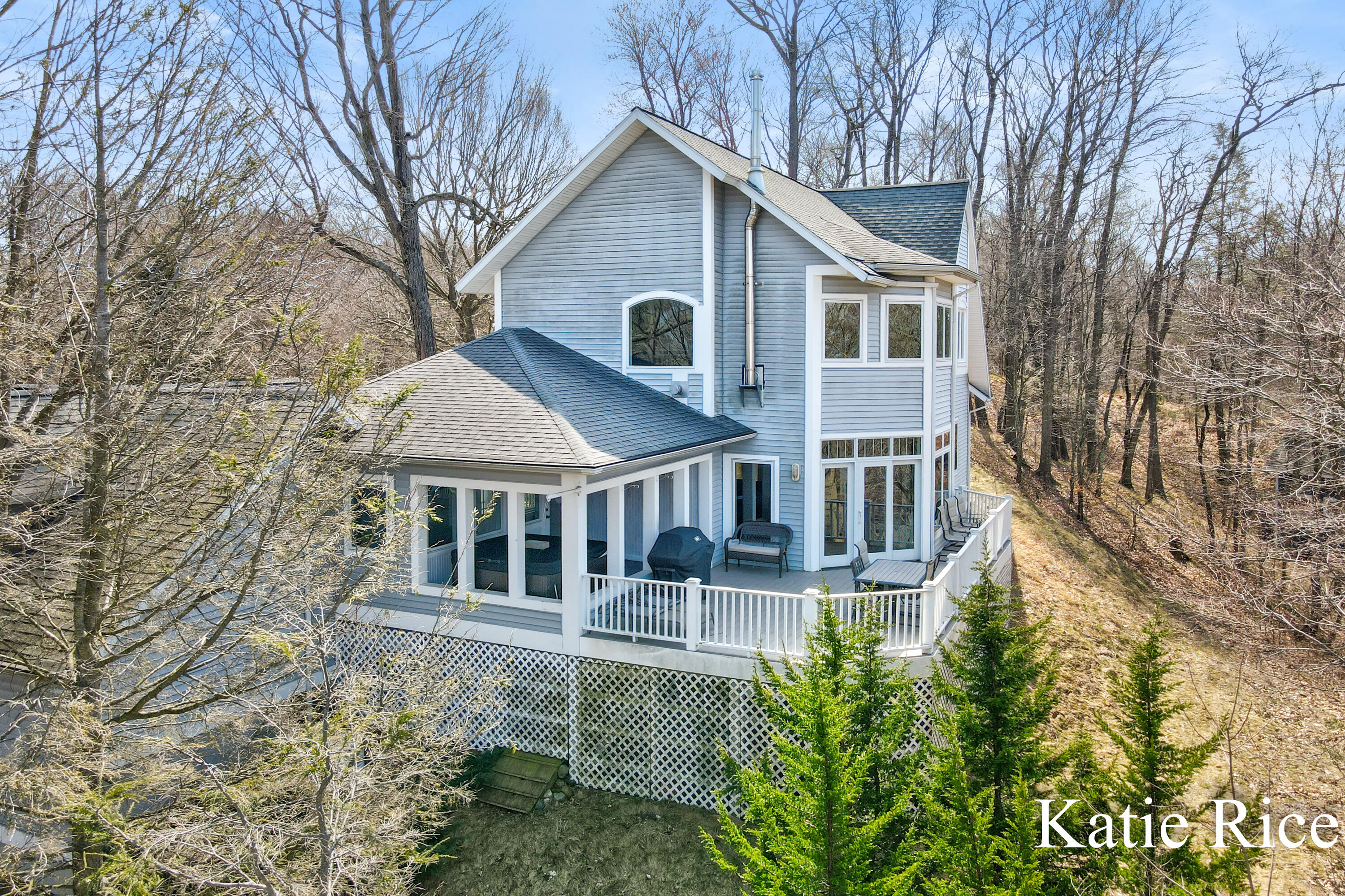 Whitehall, Michigan, 49461, United States, 4 Bedrooms Bedrooms, ,4 BathroomsBathrooms,Residential,For Sale,1779471