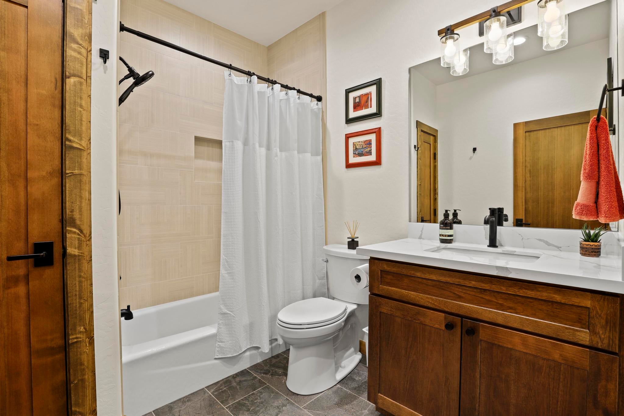 Payson, Arizona, 85541, United States, 3 Bedrooms Bedrooms, ,1 BathroomBathrooms,Residential,For Sale,1906587