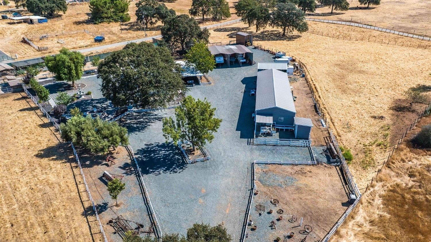 Burson, California, 95225, United States, 2 Bedrooms Bedrooms, ,2 BathroomsBathrooms,Residential,For Sale,1976966