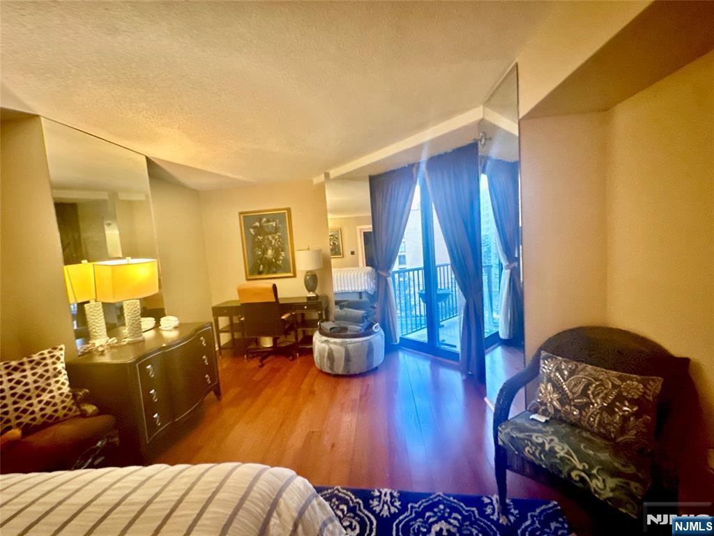 Hackensack, New Jersey, 07601, United States, 2 Bedrooms Bedrooms, ,2 BathroomsBathrooms,Residential,For Sale,1912760