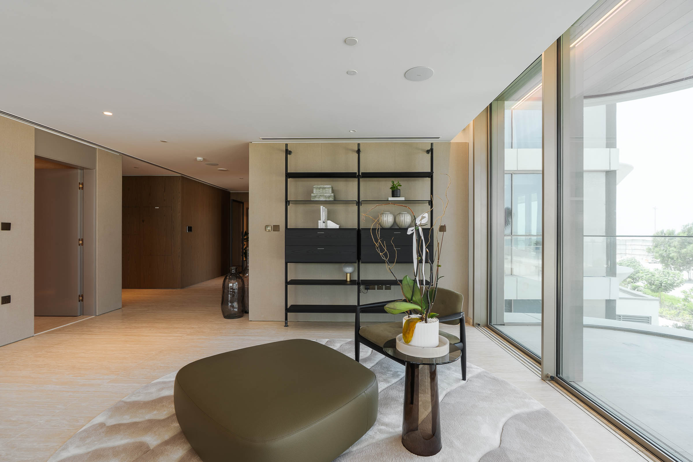  Brand-New Three-Bedroom Residence at Serenia Living - 物件實景