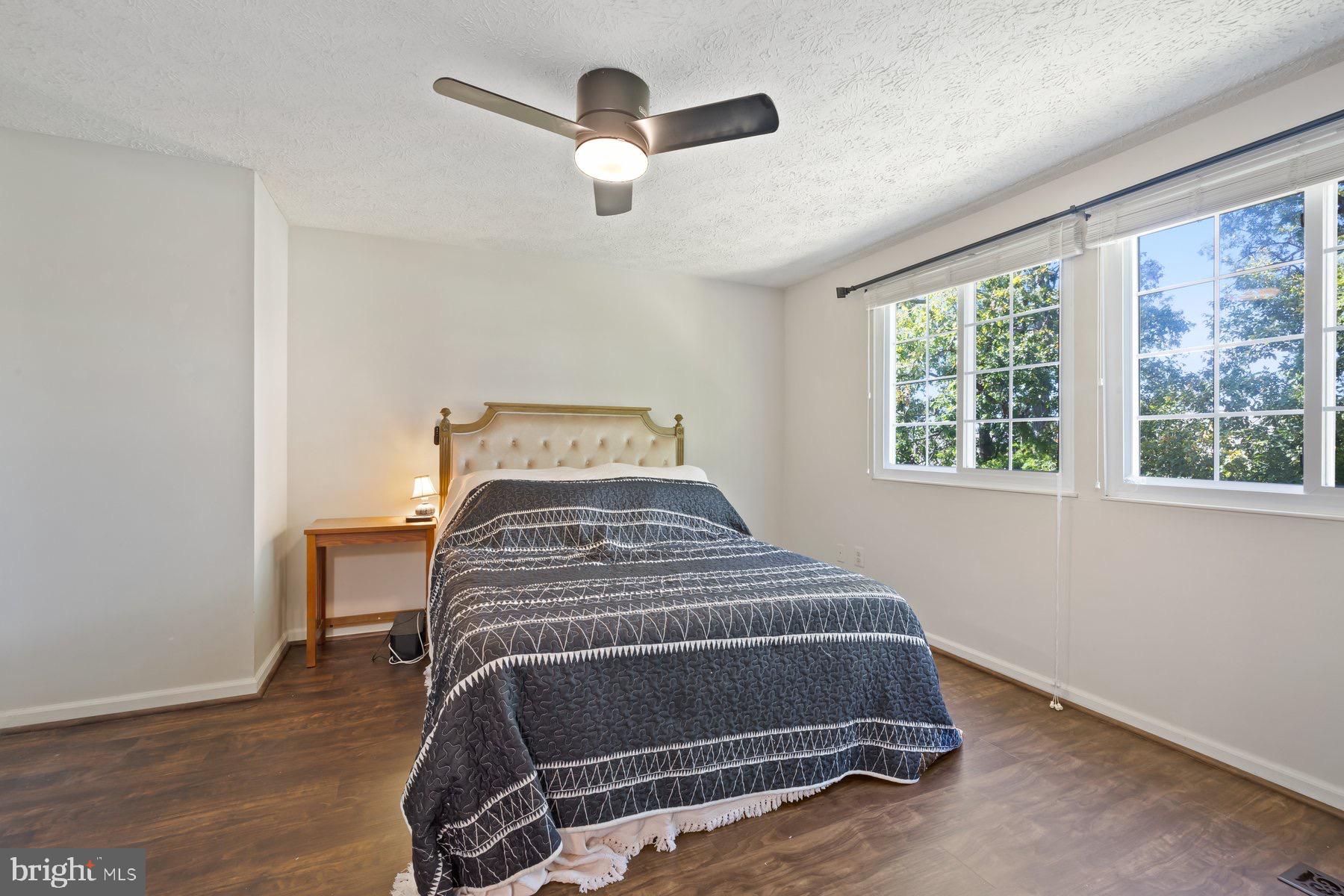 Centreville, Virginia, 20121, United States, 3 Bedrooms Bedrooms, ,4 BathroomsBathrooms,Residential,For Sale,1974352