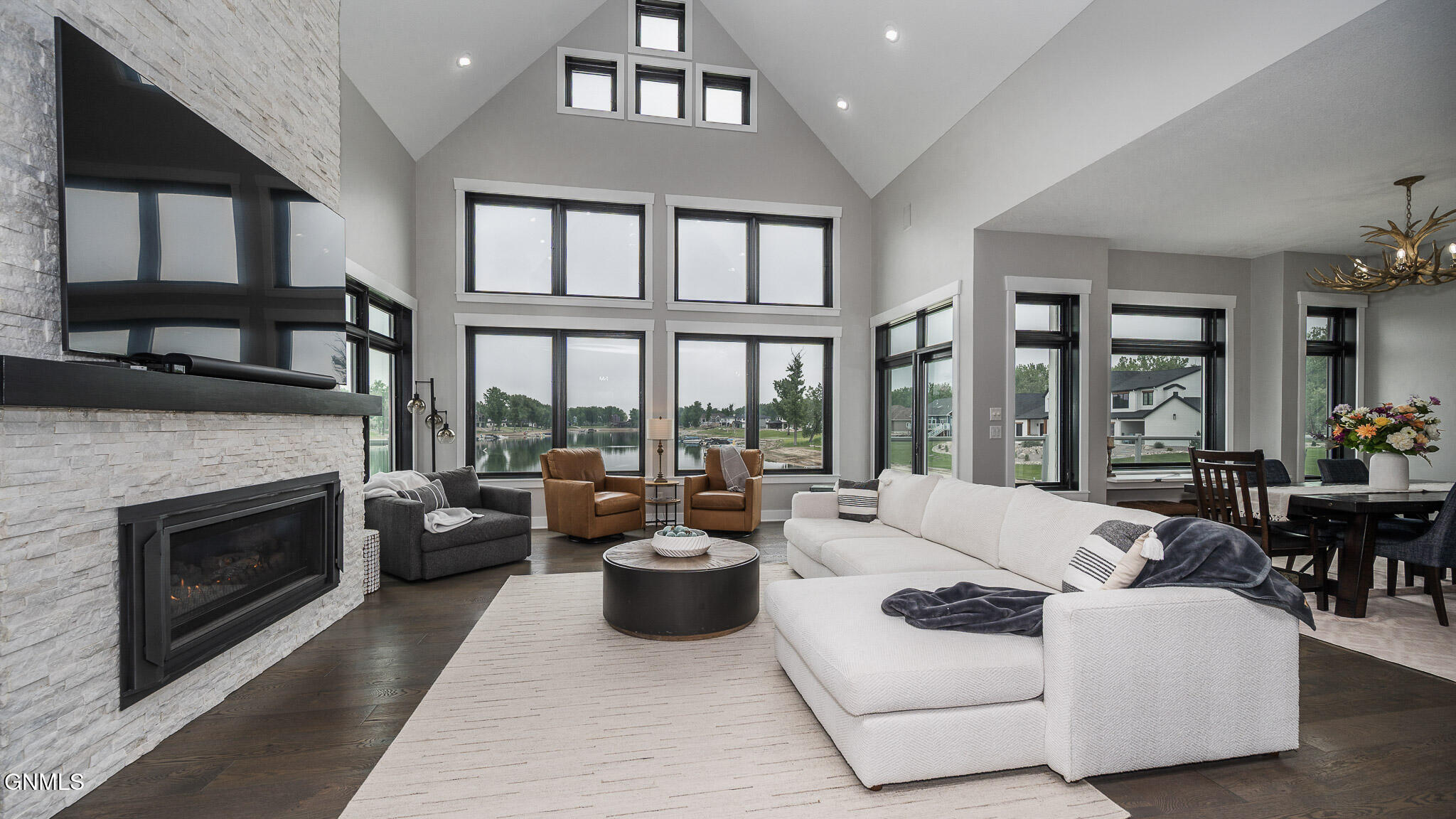 Bismarck, North Dakota, 58504, United States, 6 Bedrooms Bedrooms, ,4 BathroomsBathrooms,Residential,For Sale,1982102