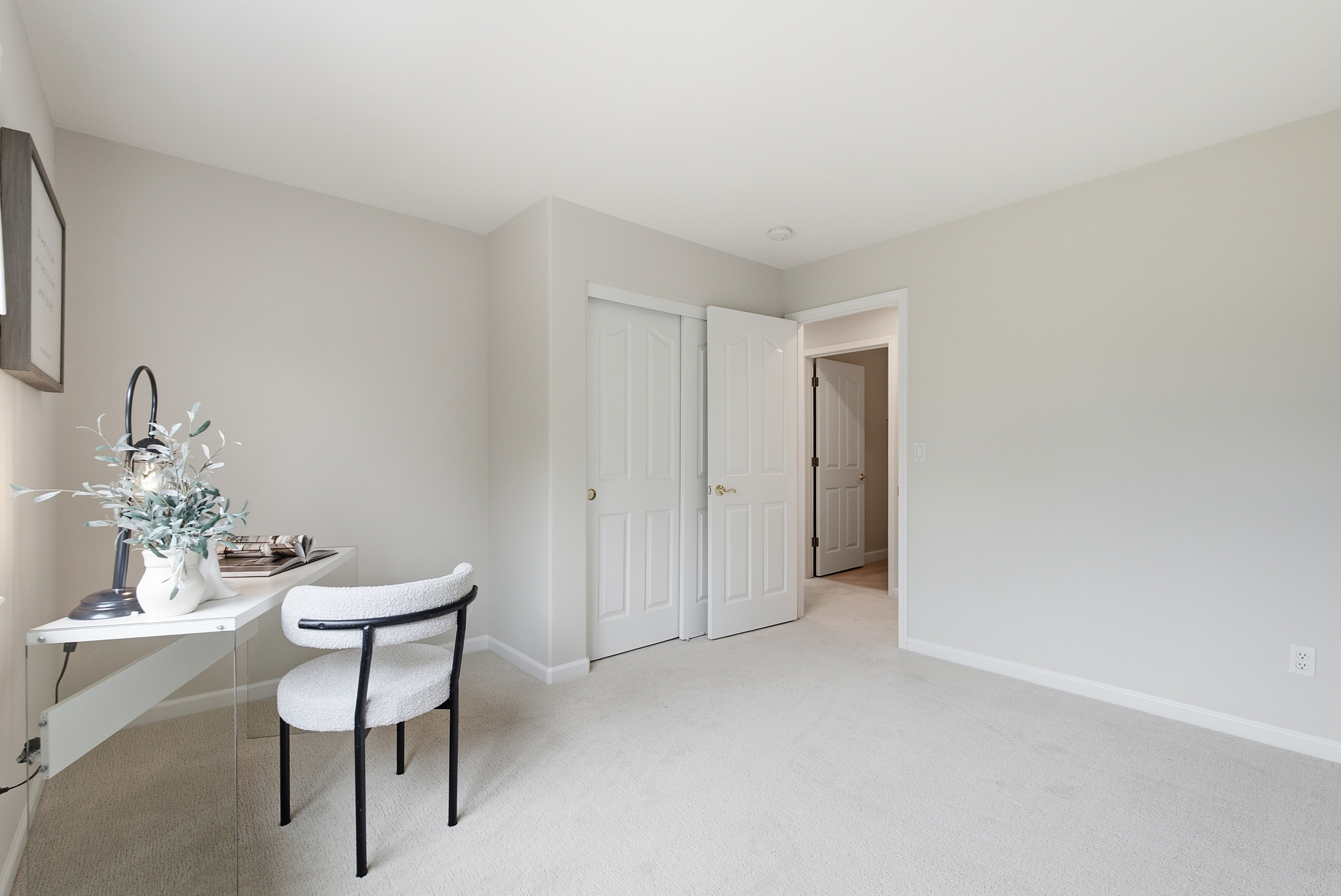  Beautifully Updated Henry Ranch Home with Scenic Views and Modern Comfort - 物件實景