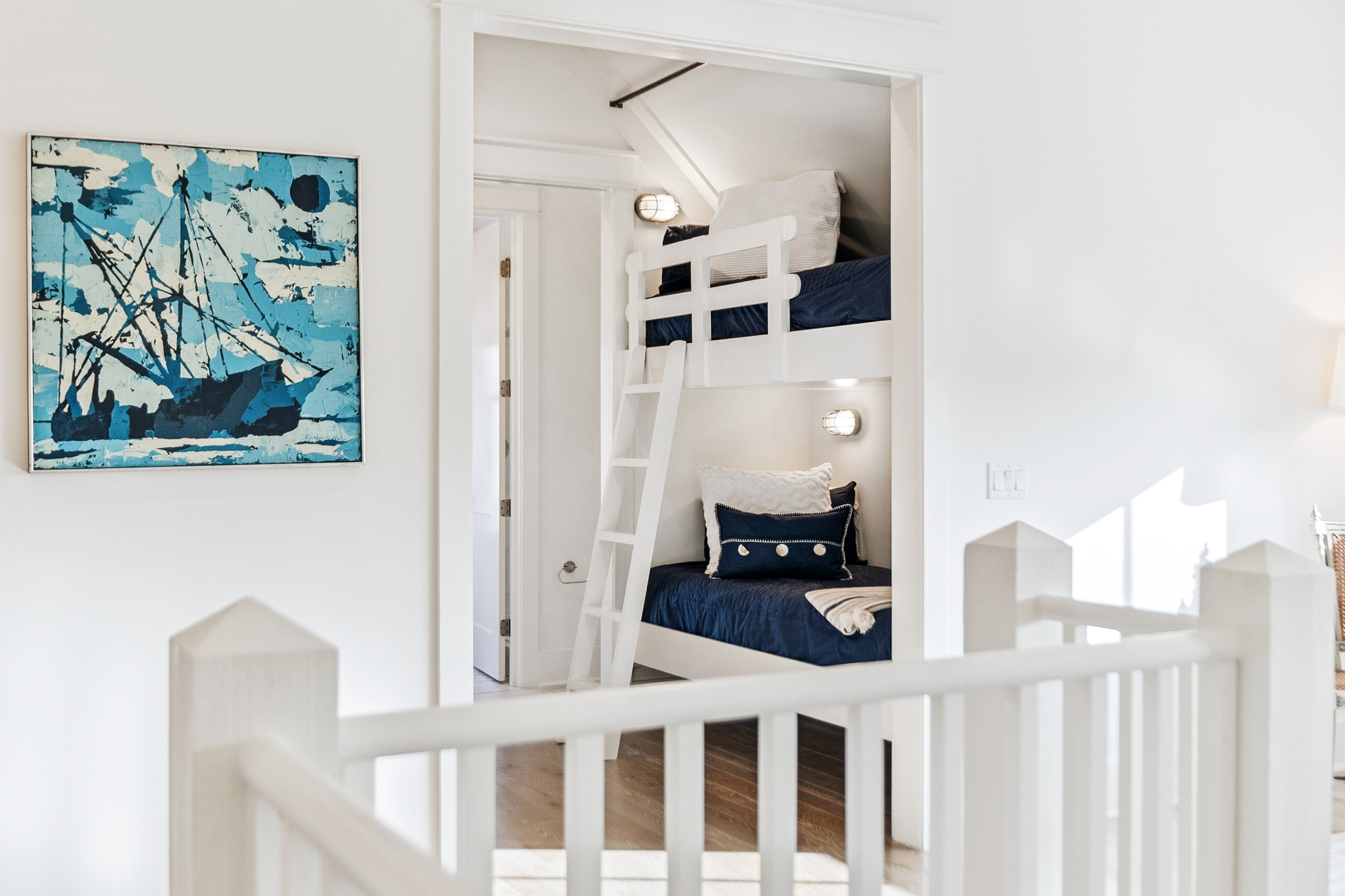  Designer-Furnished Coastal Retreat with Cabana & Outdoor Fireplace - 物件實景